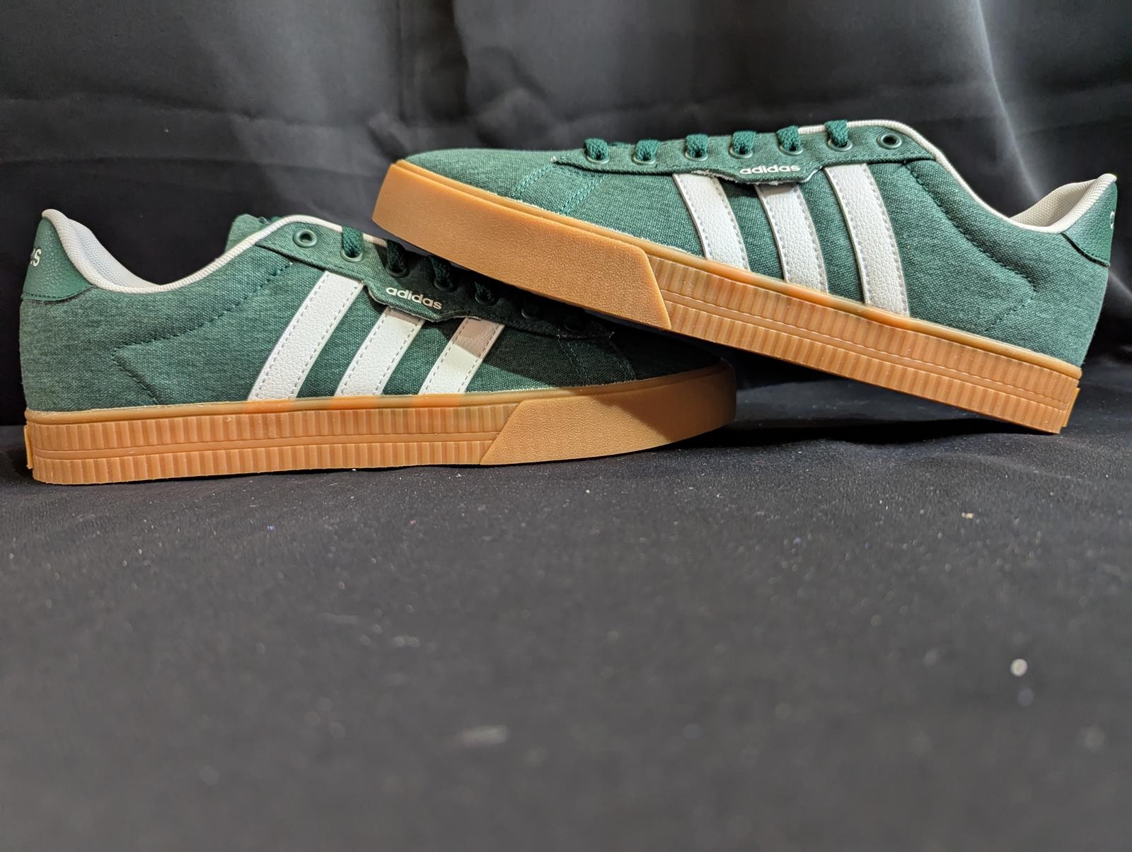NEW NIB Adidas Daily 3.0 Green White Gum Sole Men's Size 10 IF7487 Casual Shoe
