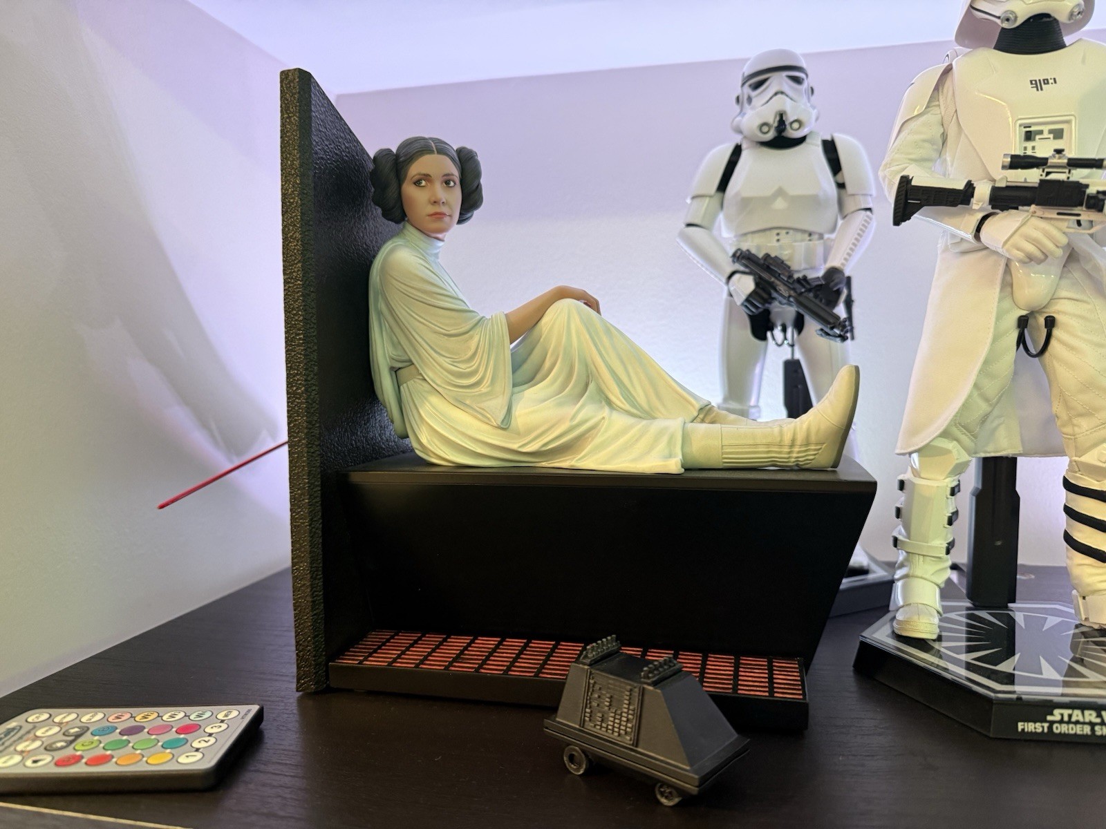 Gentle Giant Star Wars A New Hope Princess Leia 1/6 Scale Milestone Statue Gentle Giant Star Wars A New Hope Princess Leia 1/6 Scale Milestone Statue