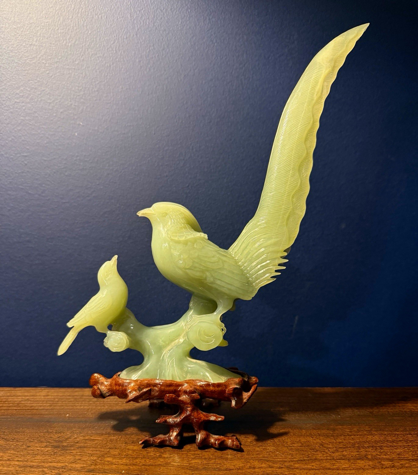 Vintage Chinese-Style Green Jade/Serpentine Bird Sculpture on Carved Wood Stand