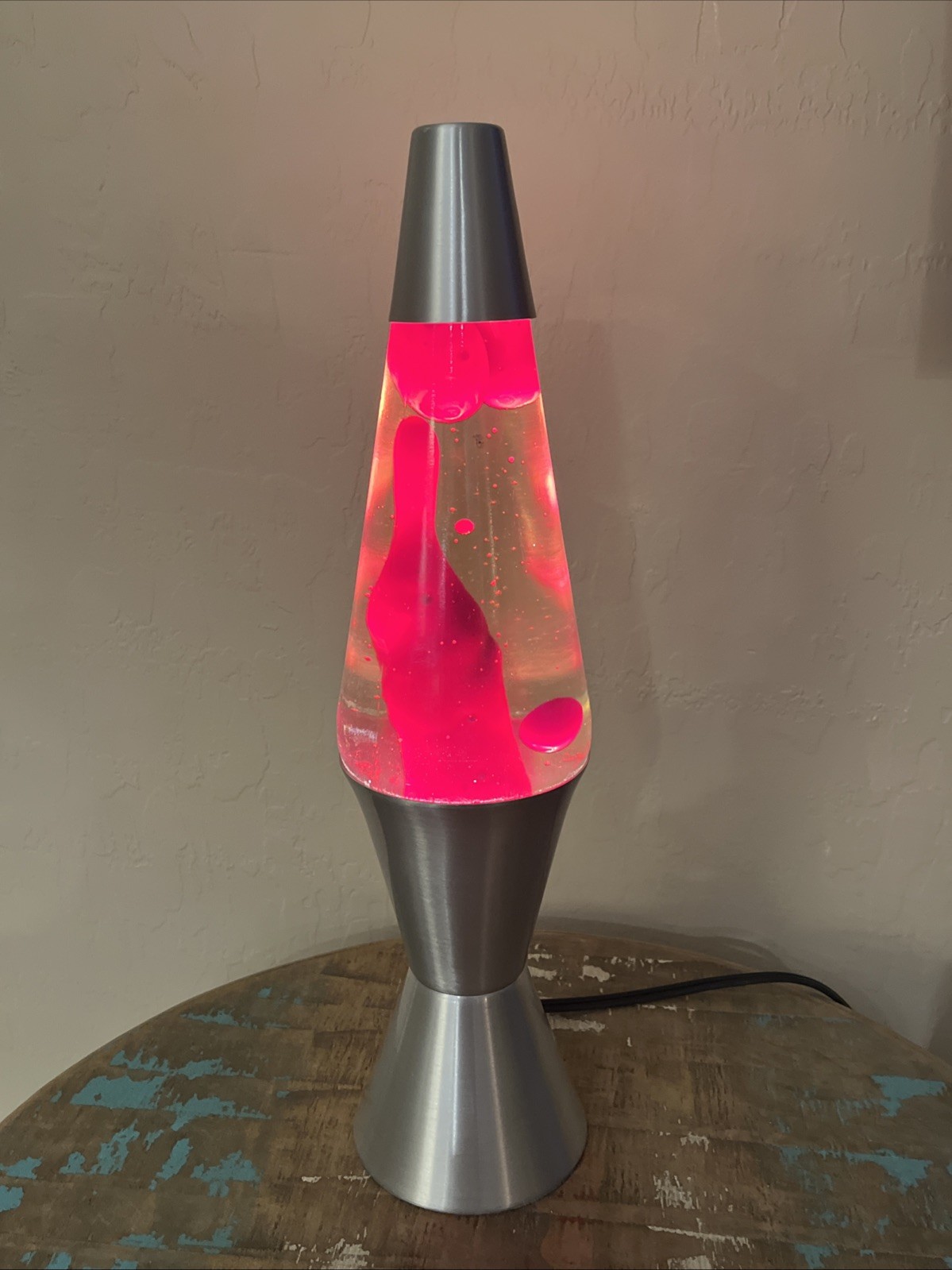 Vintage 1990’s Lava Lite Lava Lamp 16.5\