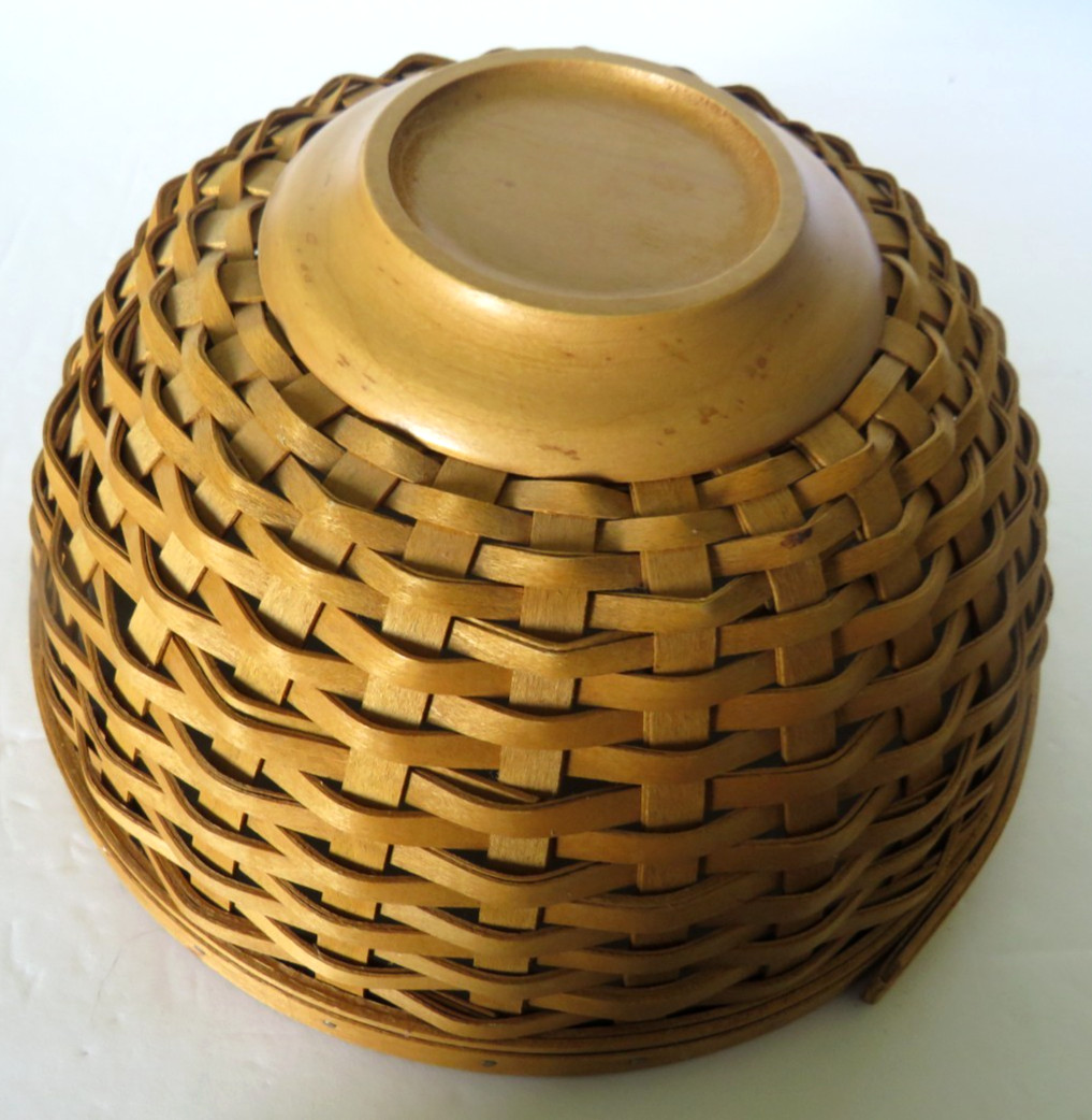 Longaberger Basket Round Woven Bowl Basket with Hard Plastic 9” 2002