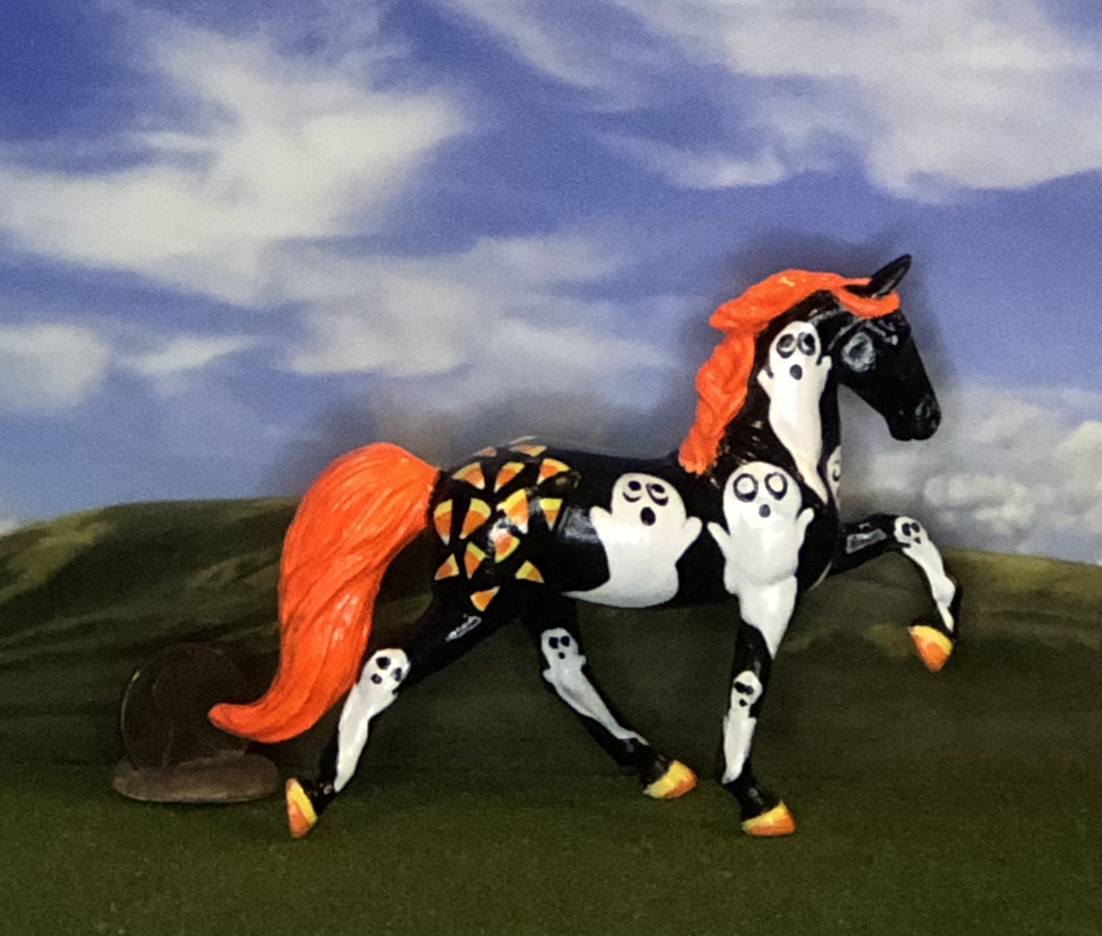 OOAK Breyer cm Custom Stablemate  TWH Halloween Horse * Ghost-a-loosa*