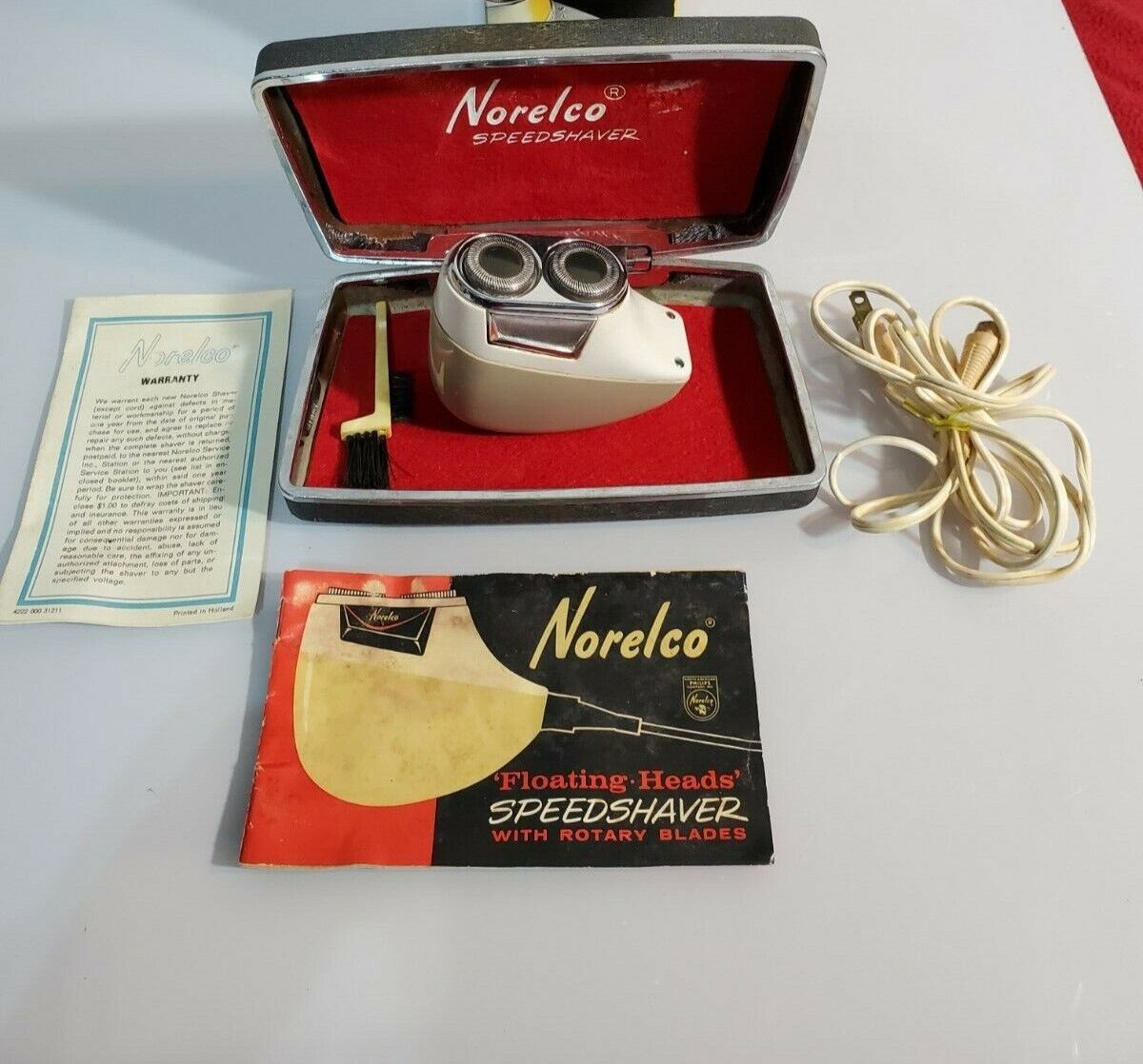 Vintage Norelco Speedshaver Floating Head Electric Razor Working w/Manual