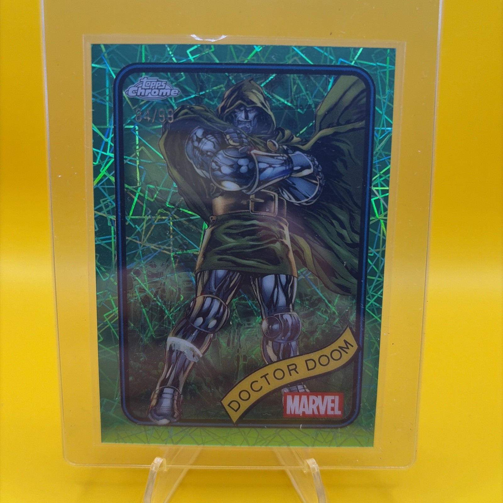2025 Topps Chrome Marvel DOCTOR DOOM Hulk Green Lazer Refractor /99