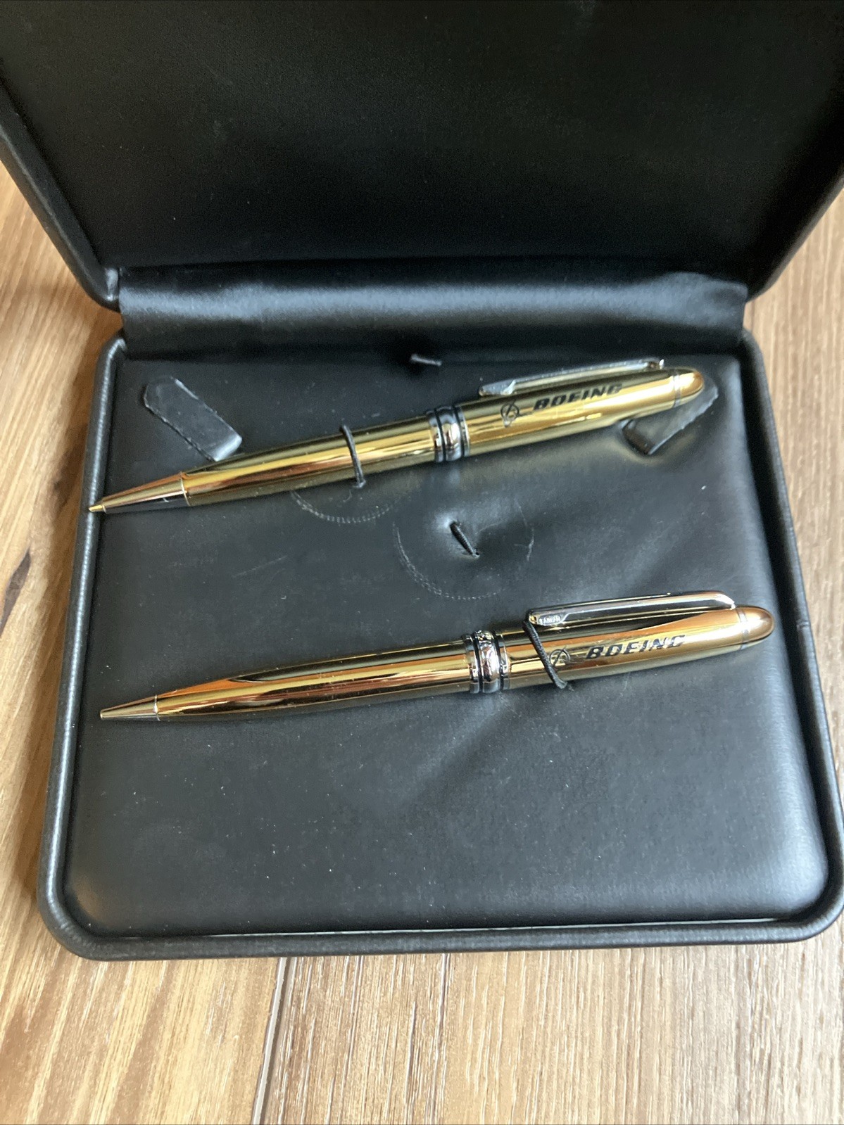 BOEING Bankers Pen and Mechanical Pencil Set in Case | Gold Tone