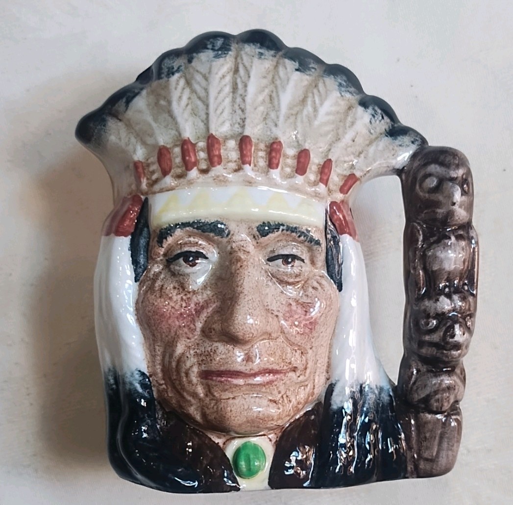 Vintage 1966 Royal Doulton North American Indian D6614 Character Toby Mug\