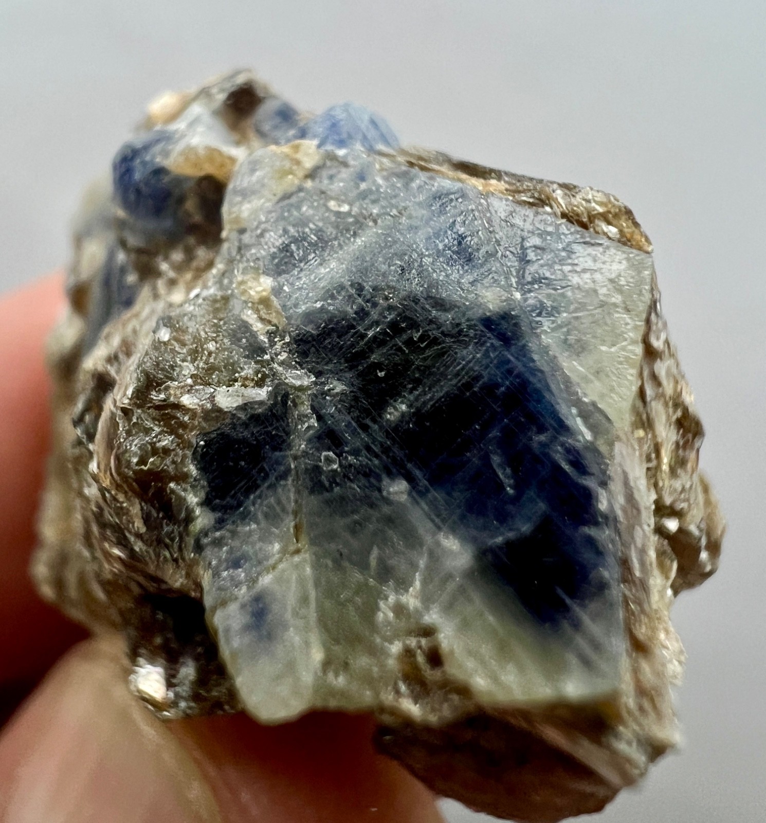 61ct.Natural Blue Sapphire Crystal Cluster on Mica Matrix - Afghanistan Specimen