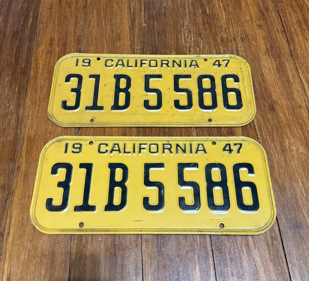 Rare 1947 CALIFORNIA License Plate Plates PAIR ALL ORIGINAL PAINT Rare 1947 CALIFORNIA License Plate Plates PAIR ALL ORIGINAL PAINT