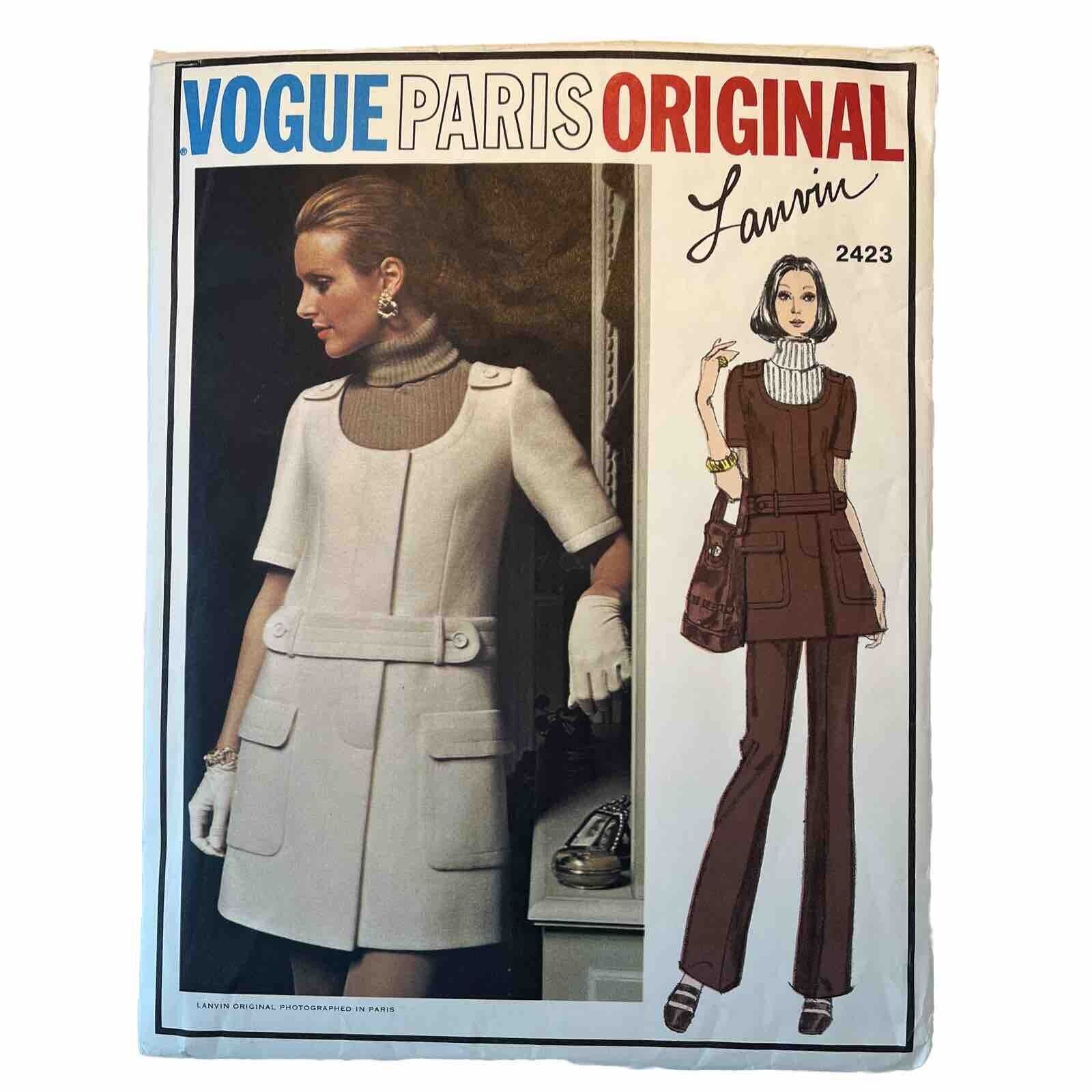 Vogue Paris 2423 Lanvin Jumper Mini Skirt Scoop Neckline 70s Size 10 Bust 32.5”