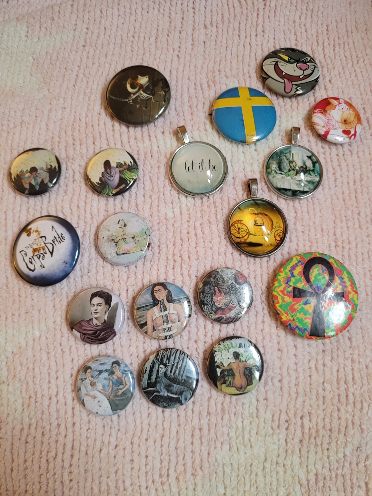 6 Frida Kahlo Art Buttons And 3 Necklace Pendants And 9 Other Buttons 6 Frida Kahlo Art Buttons And 3 Necklace Pendants And 9 Other Buttons