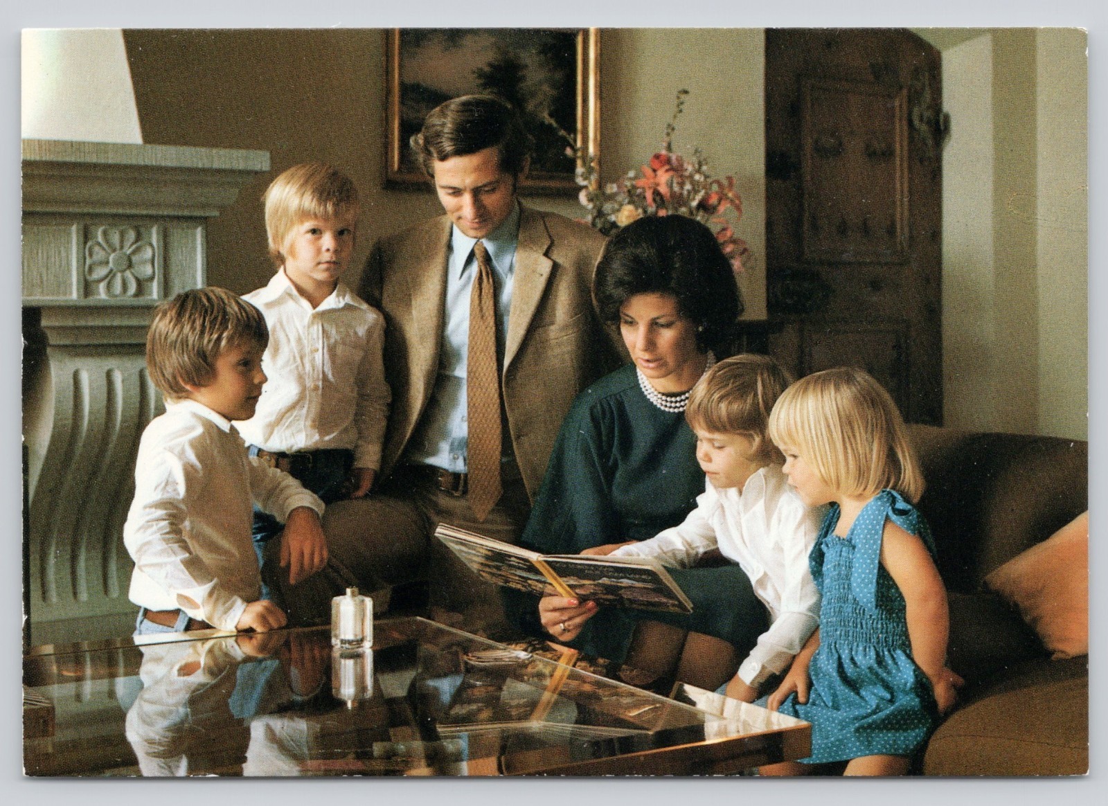 Postcard - Prince Hans-Adam II and Princess Marie and Family, Liechtenstein