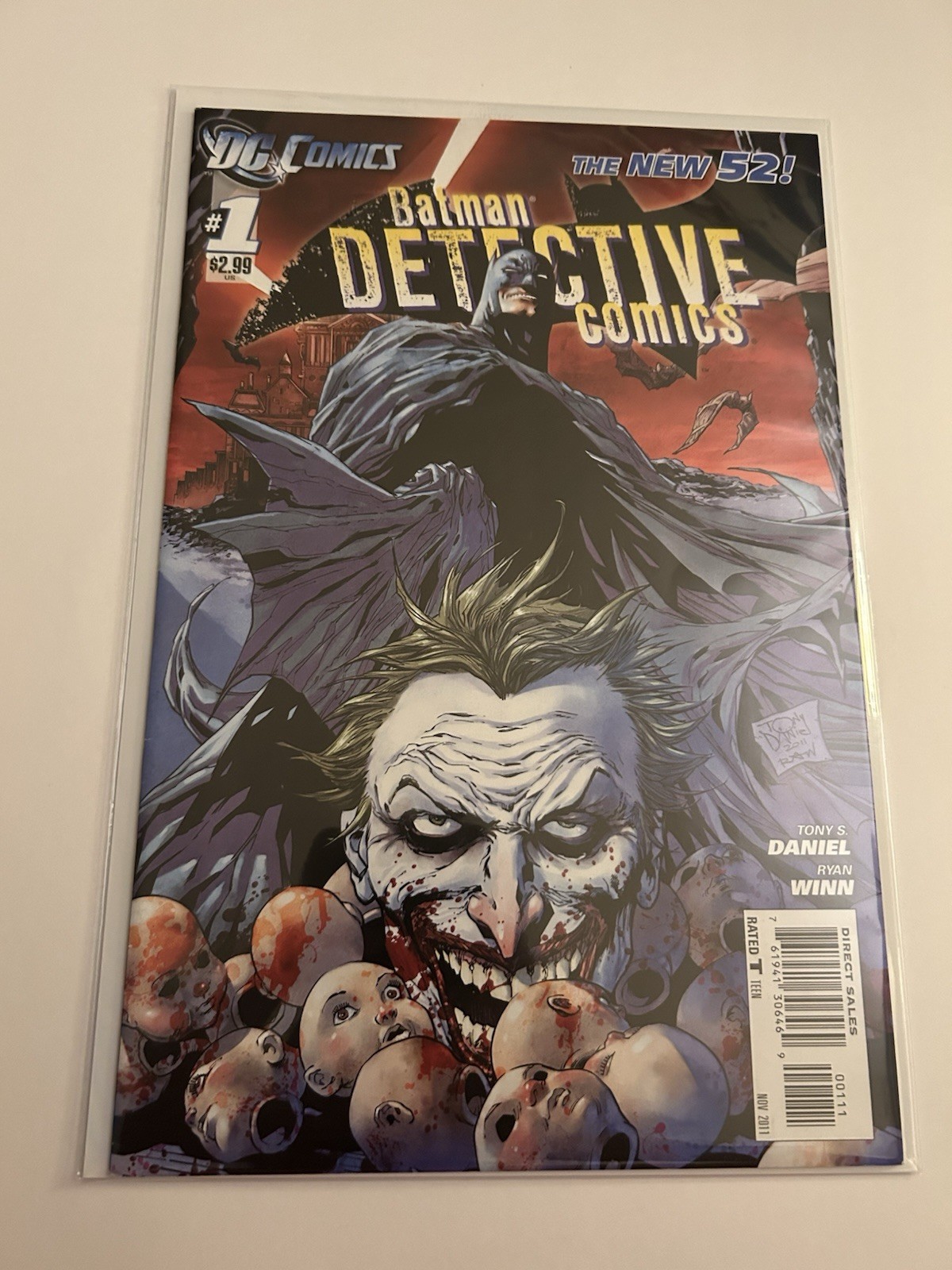 Batman Detective Comics #1 (DC Comics November 2011)