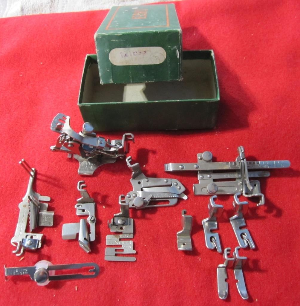 VINTAGE SINGER MODEL 66 201 15-91 99 221 SEWING MACHINE ATTACHMENTS 121899