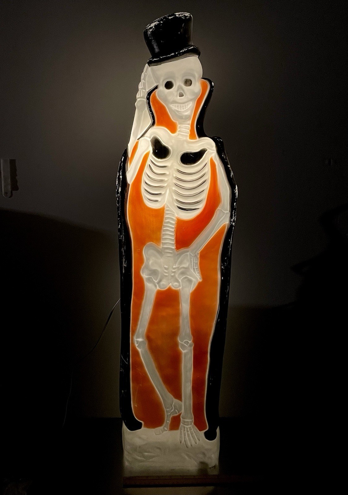 Vintage 1997 Union Products Skeleton Top Hat Blow Mold Halloween Featherstone