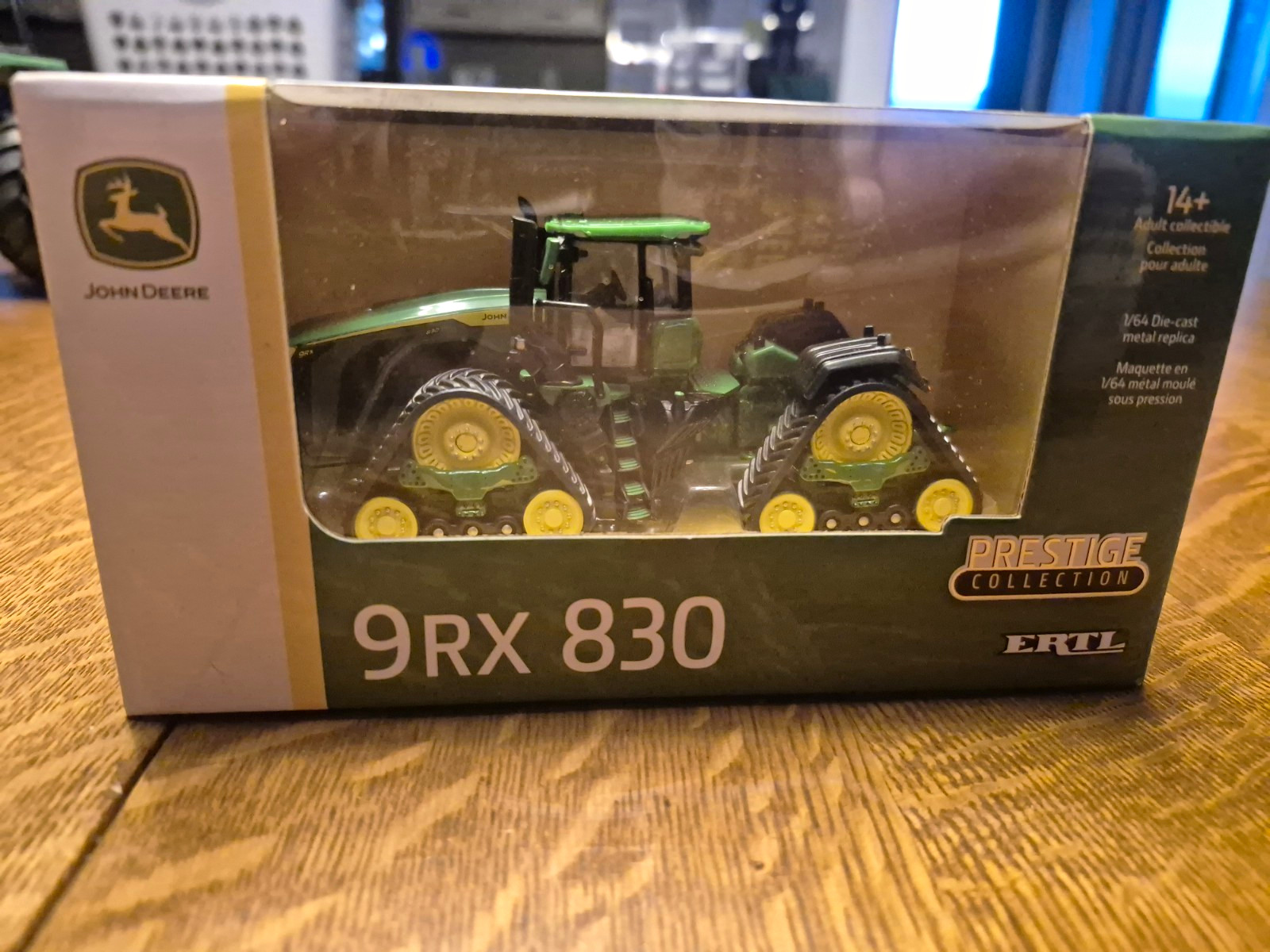 1/64th John Deere 9RX 830 Prestige Collection Ertl Die-Cast Farm Tractor NIB