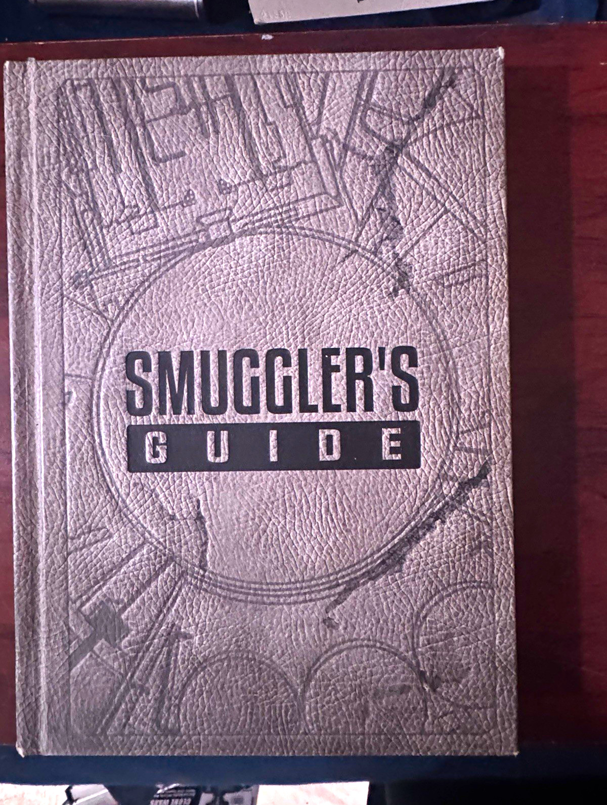 Star Wars Smuggler\'s Guide Hardcover Book very rare book. No case