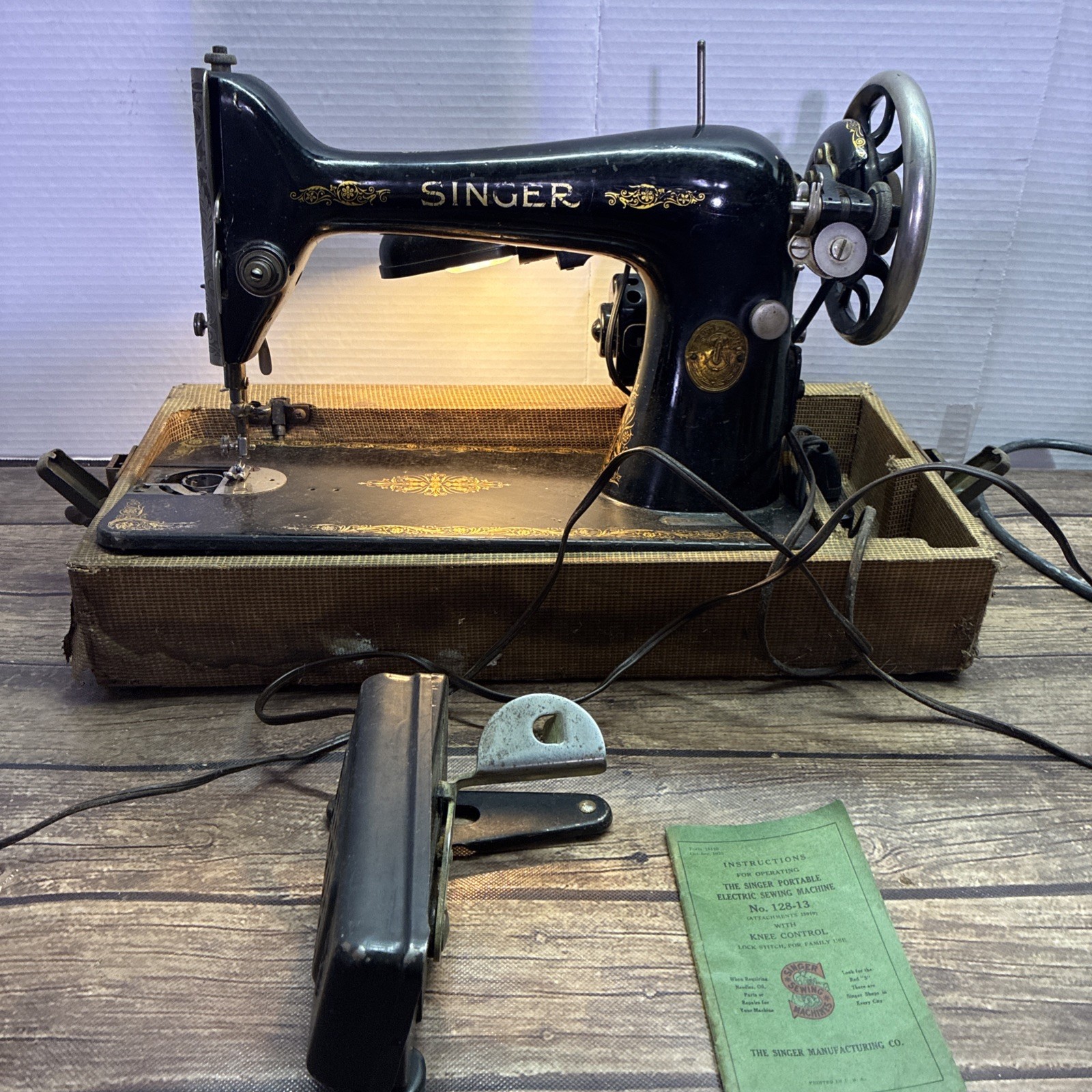 Vintage Singer Sewing Machine No. 128-13 Wheel Spins& Light Is On. But Untested