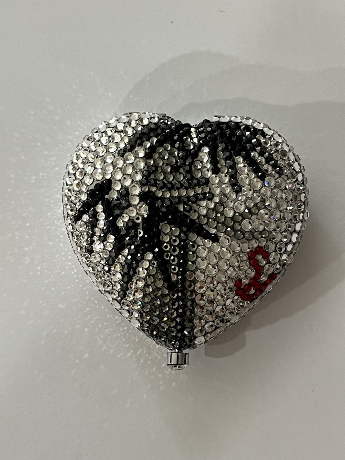 Katherine Baumann For Estée Lauder Stunning Jeweled Heart Compact