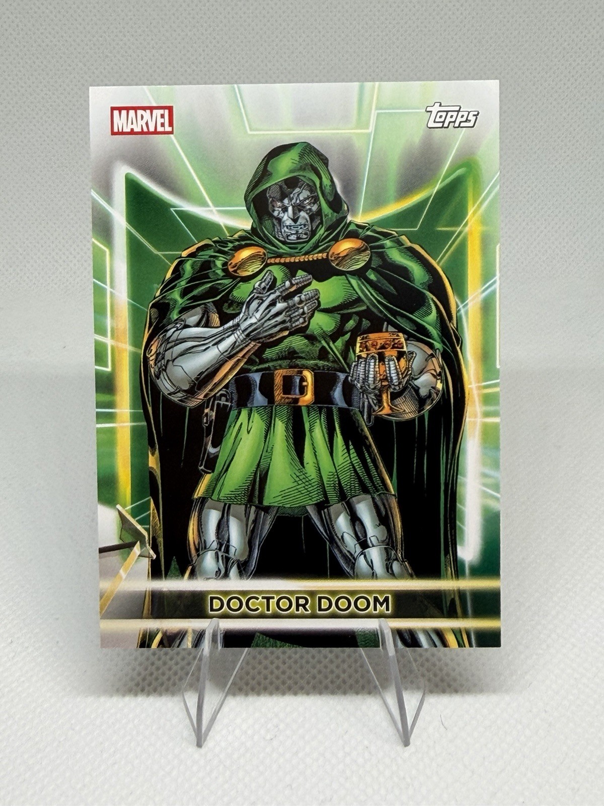 Topps Marvel Neon 2026 Dr Doom Base Doomsday
