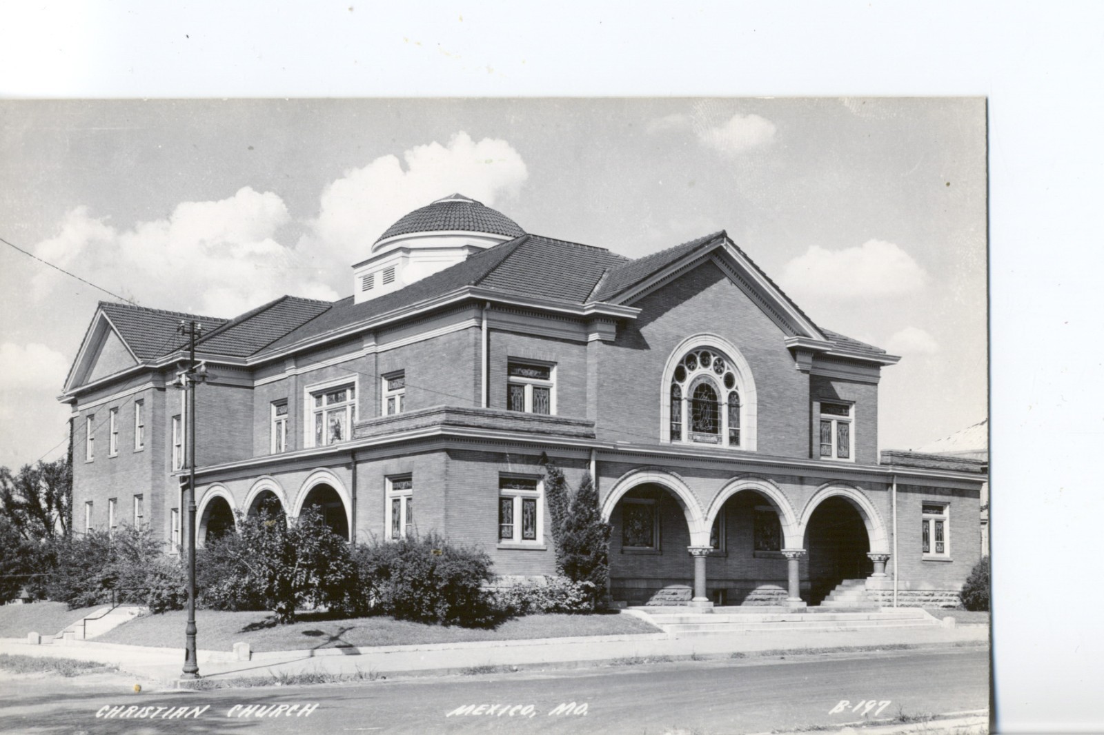 Christian Church, Mexico, Mo. Missouri Real Photo Postcard B-197 Christian Church, Mexico, Mo. Missouri Real Photo Postcard B-197