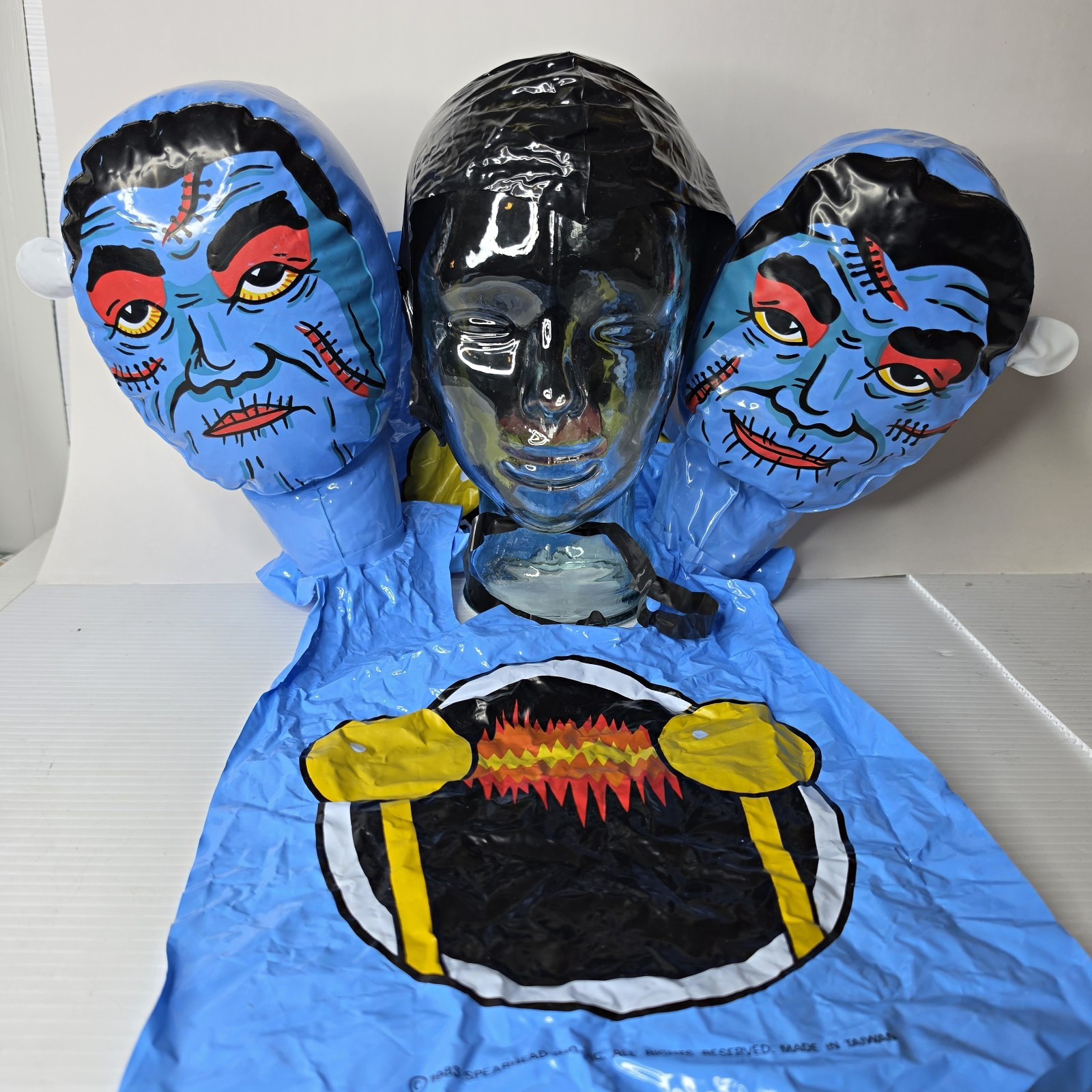 VTG 1983 Spearhead Ind. Inc  Inflatable 3-Headed Monster Halloween Costume RARE