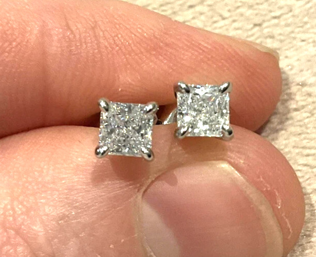 1.0 Carat Diamond Princess Cut Solitaire Stud Earrings Set In Platinum Plated