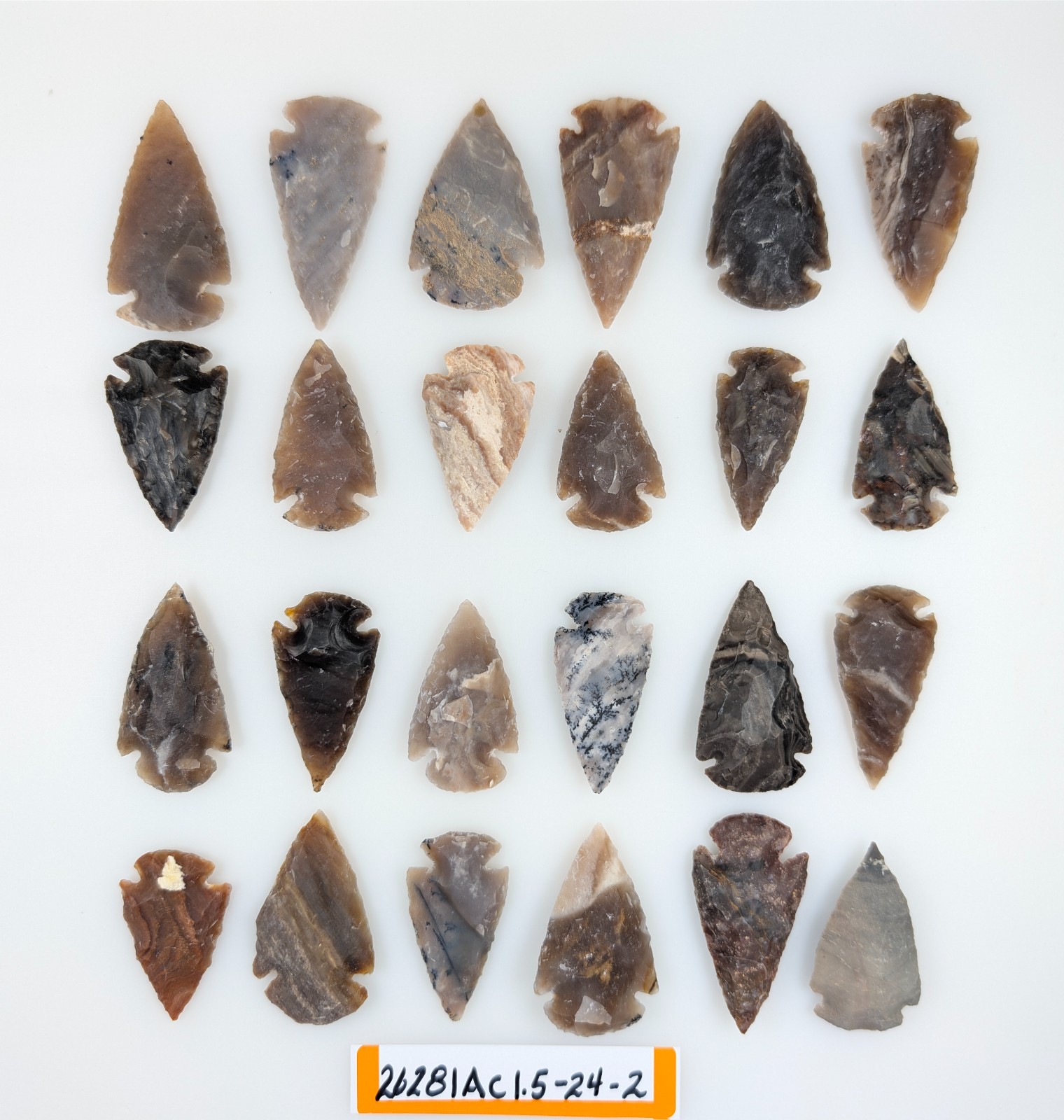 24 Piece Arrowheads - Bow Points - Pow-Wow - Deco - Jewelry - Hand Knapped Agate