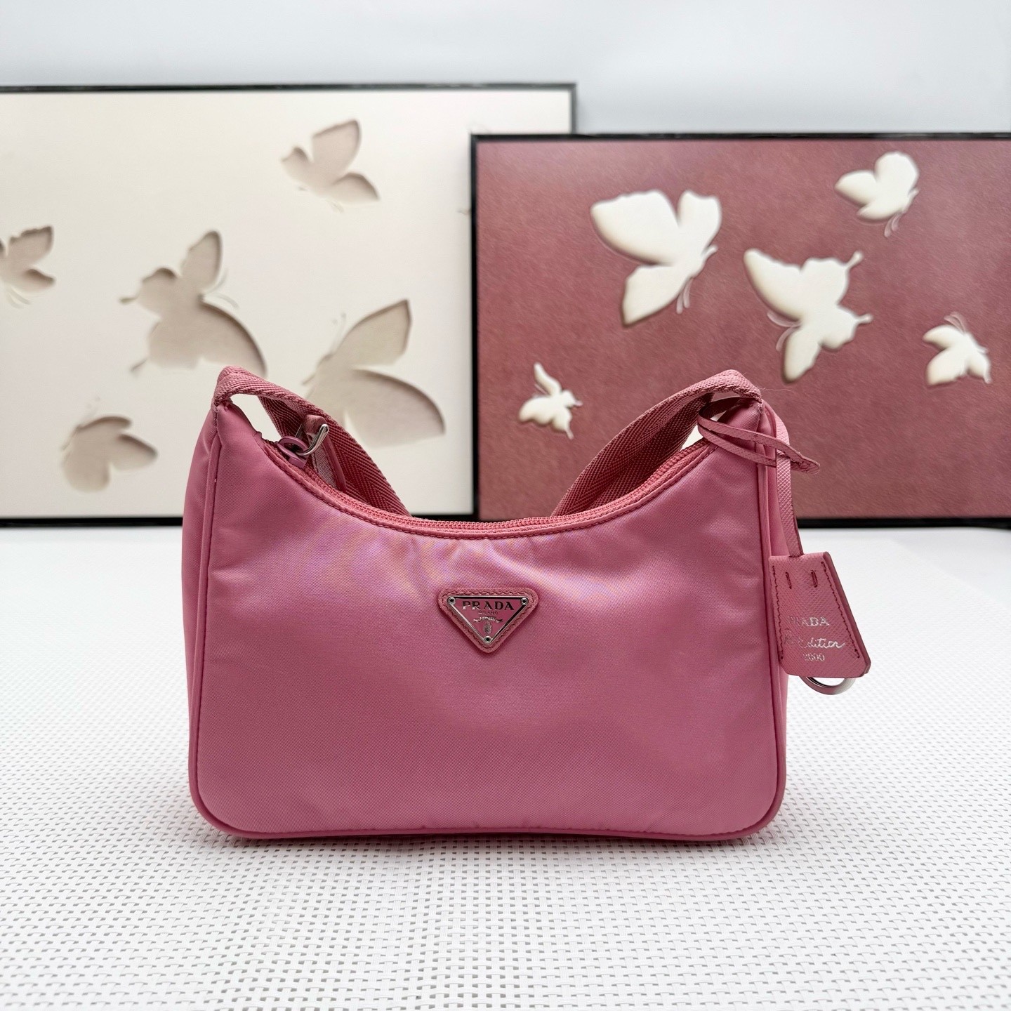 Prada Pre-Owned Authentic Underarm Bag Pink Free Tracked Shipping