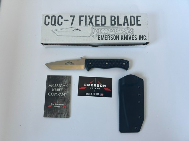 Emerson CQC-7 Fixed Blade (CQC-7 FB) in the stonewashed / satin finish