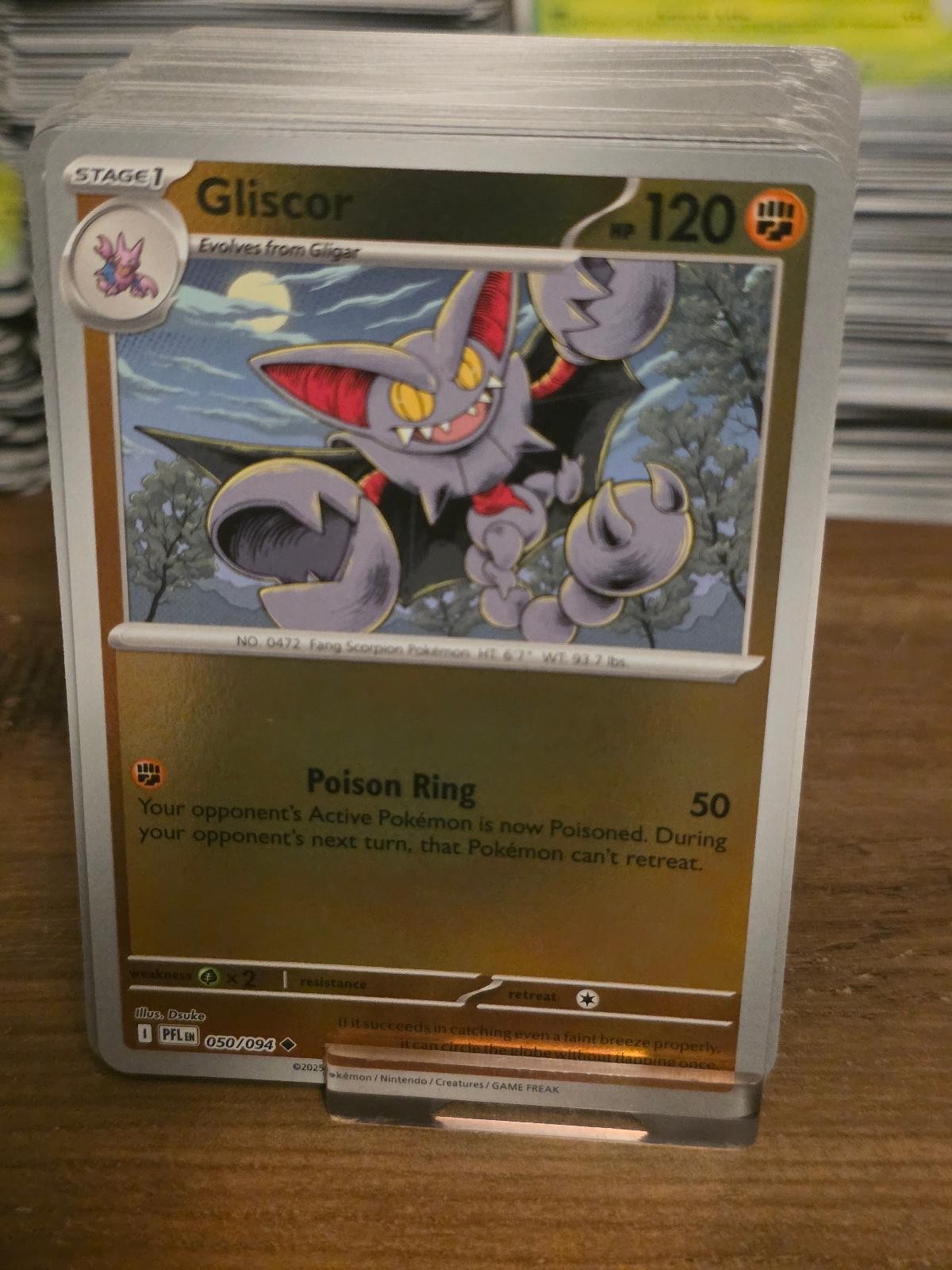 Gliscor 050/094 Uncommon Phantasmal Flames Reverse Holo Near Mint