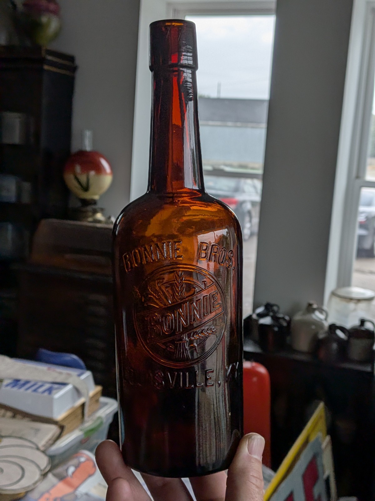 Amber  Brown Quart Bonnie Bros Louisville Kentucky Whiskey Bottle