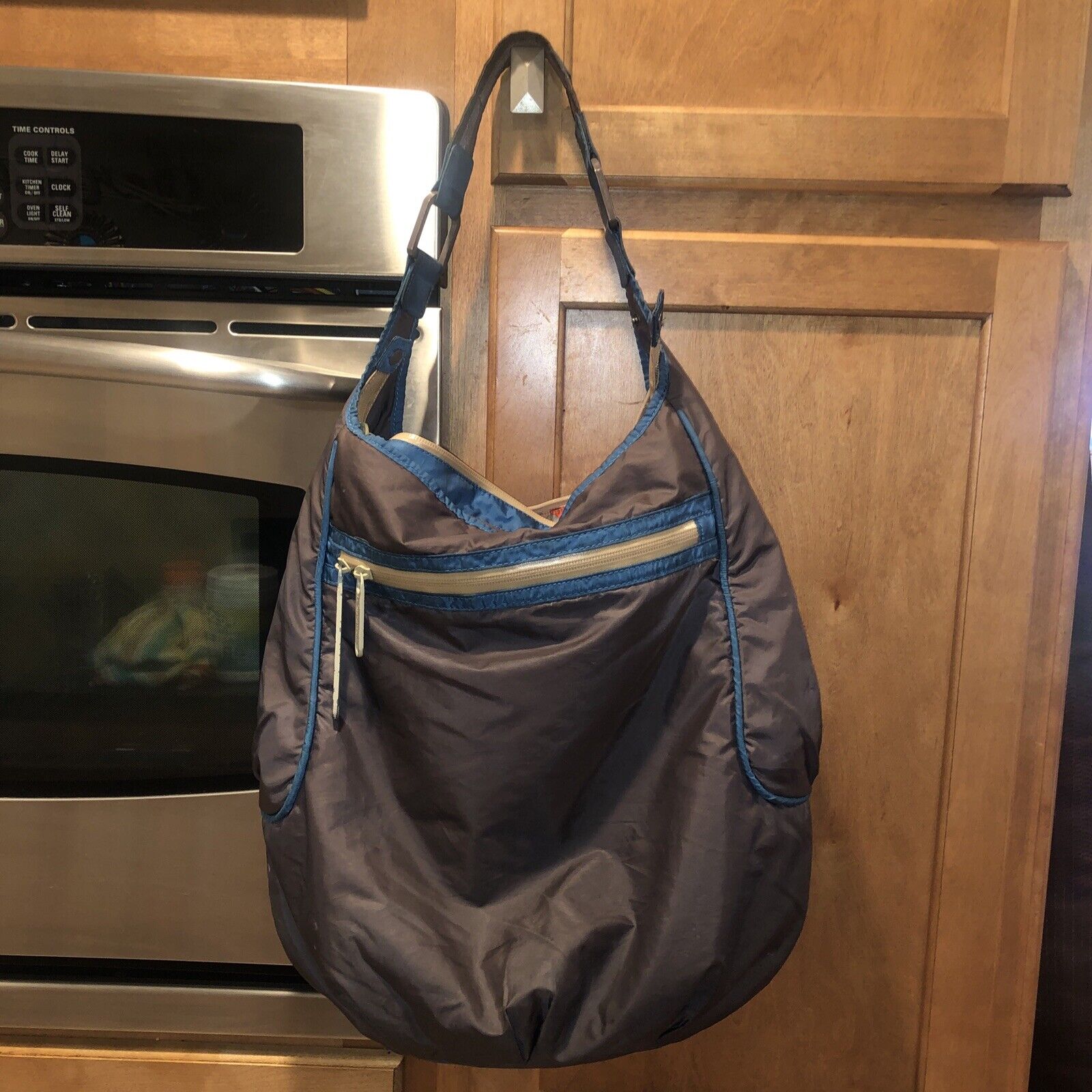 Rare Stella McCartney x LeSportsac Gray/Blue Nylon Large Hobo Bag Shoulder EUC 