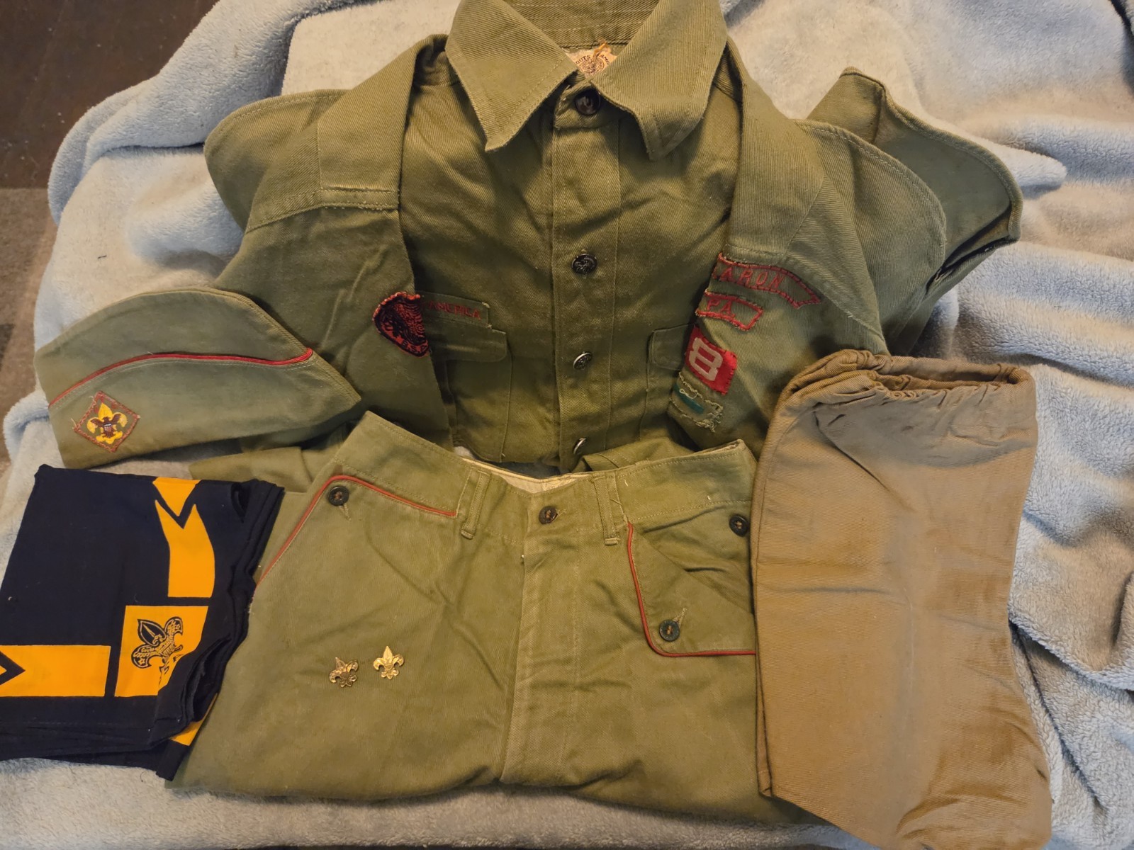 Vintage 1950s Boy Scouts of America BSA Uniform. Shirt Pant Short Hat Scarf Pins