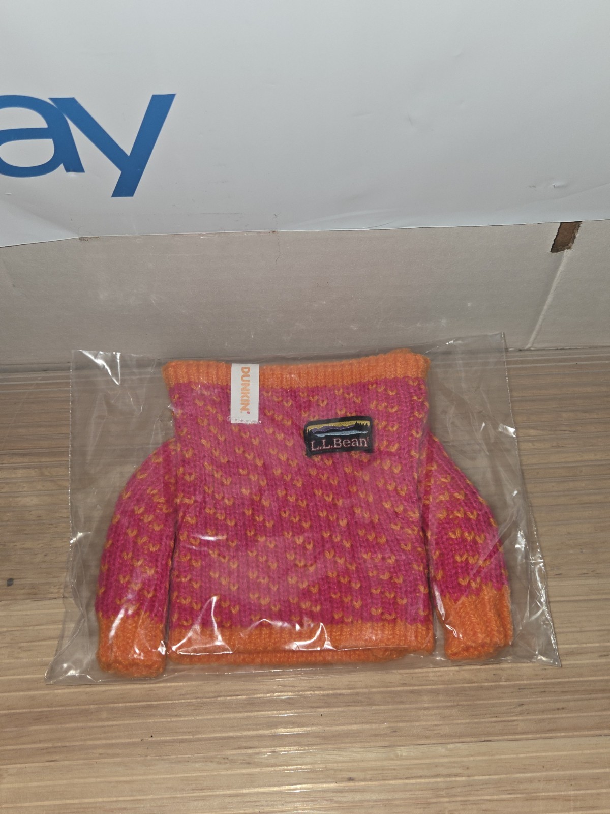 NEW LIMITED EDITION DUNKIN DONUTS L.L. BEAN SWEATER CUP SLEEVE KOOZIE  2026