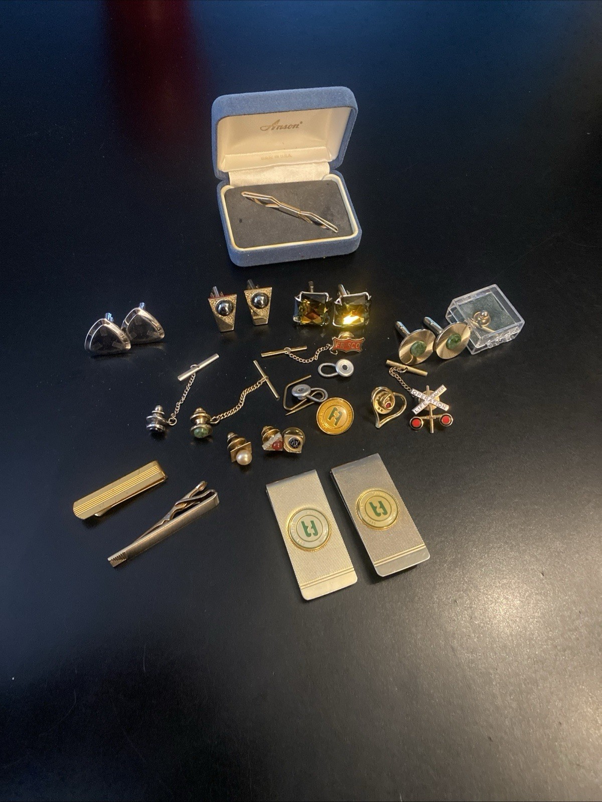 Mixed Lot Of Vintage Pins & Lapels Cuff Links Unique Jewelry VTG SHIPS FREE