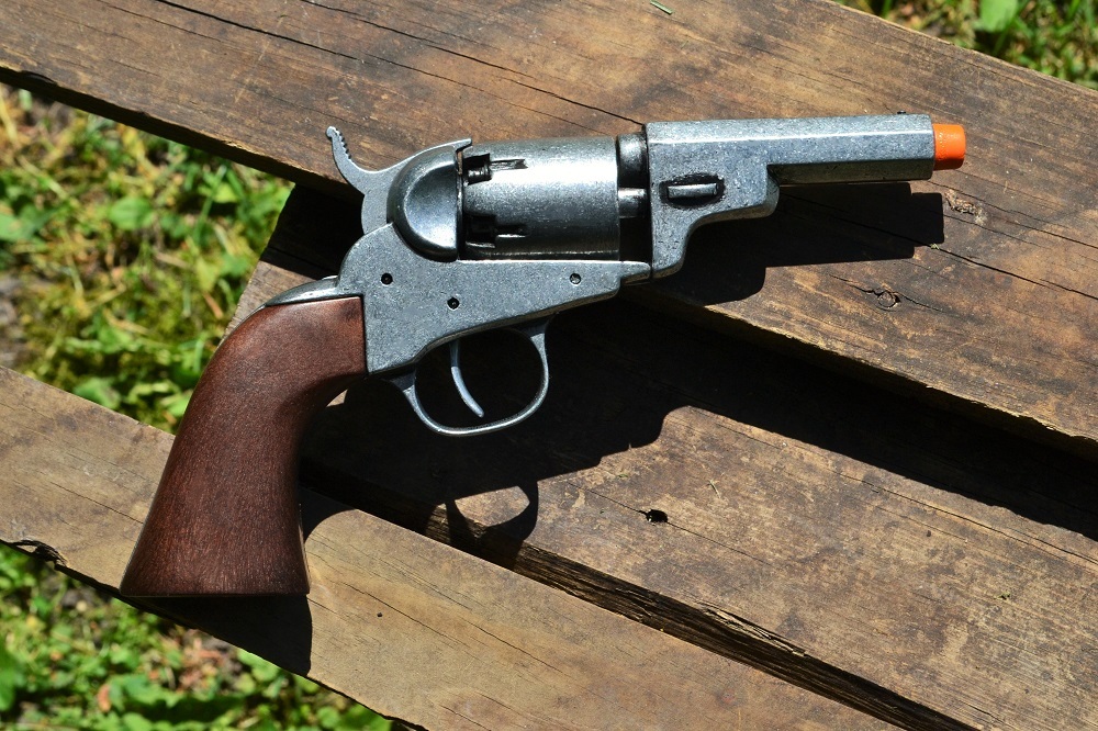 Colt 1849 Navy Pocket Pistol Revolver - Wells Fargo - Dragoon - Denix Replica