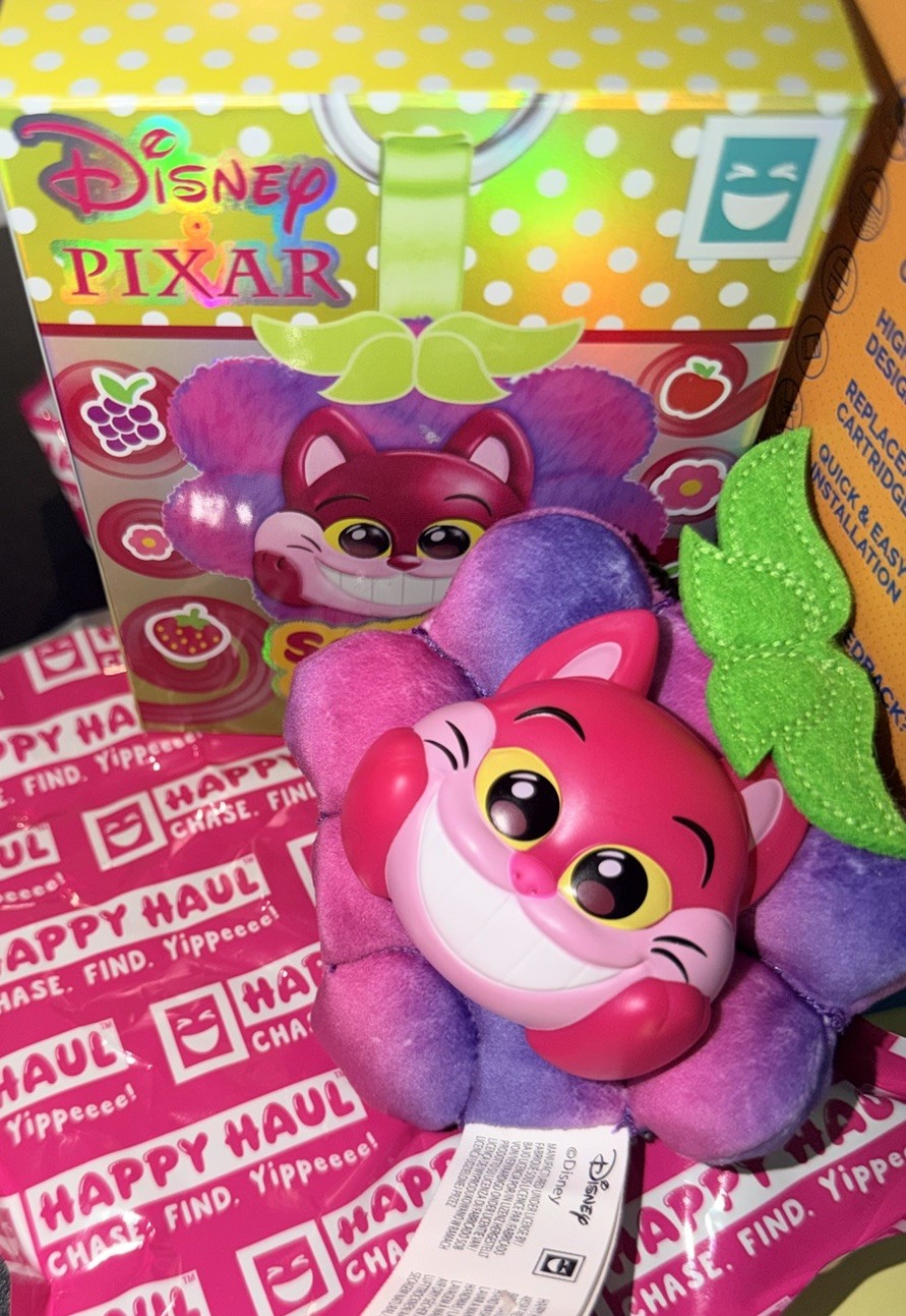 HAPPY HAUL Disney Pixar Scents of Style CHESHIRE Cat Vinyl Plush Clip Backpack