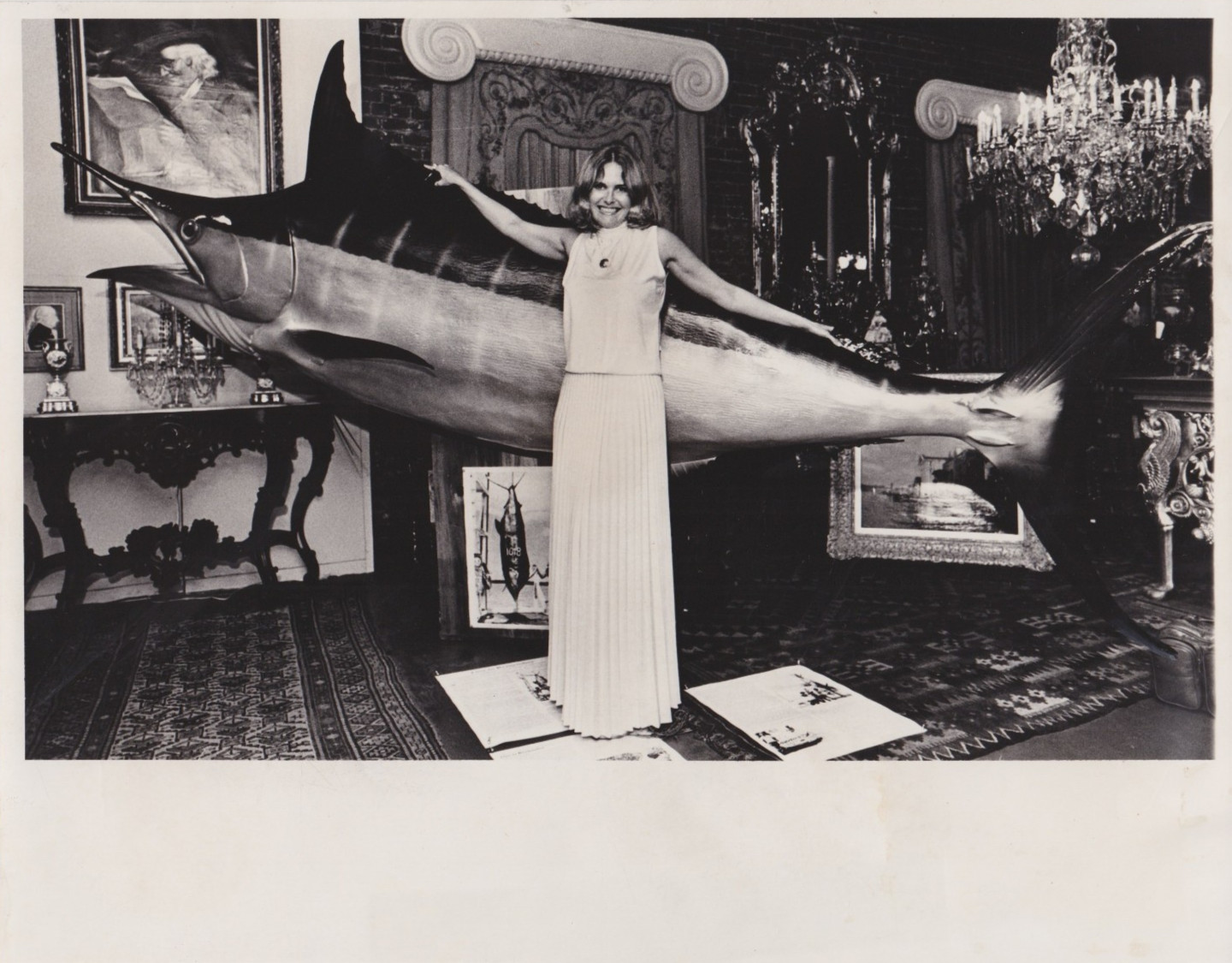 1978 Press Photo Linda Koerner catches Record 1,000 Pound Blue Marlin