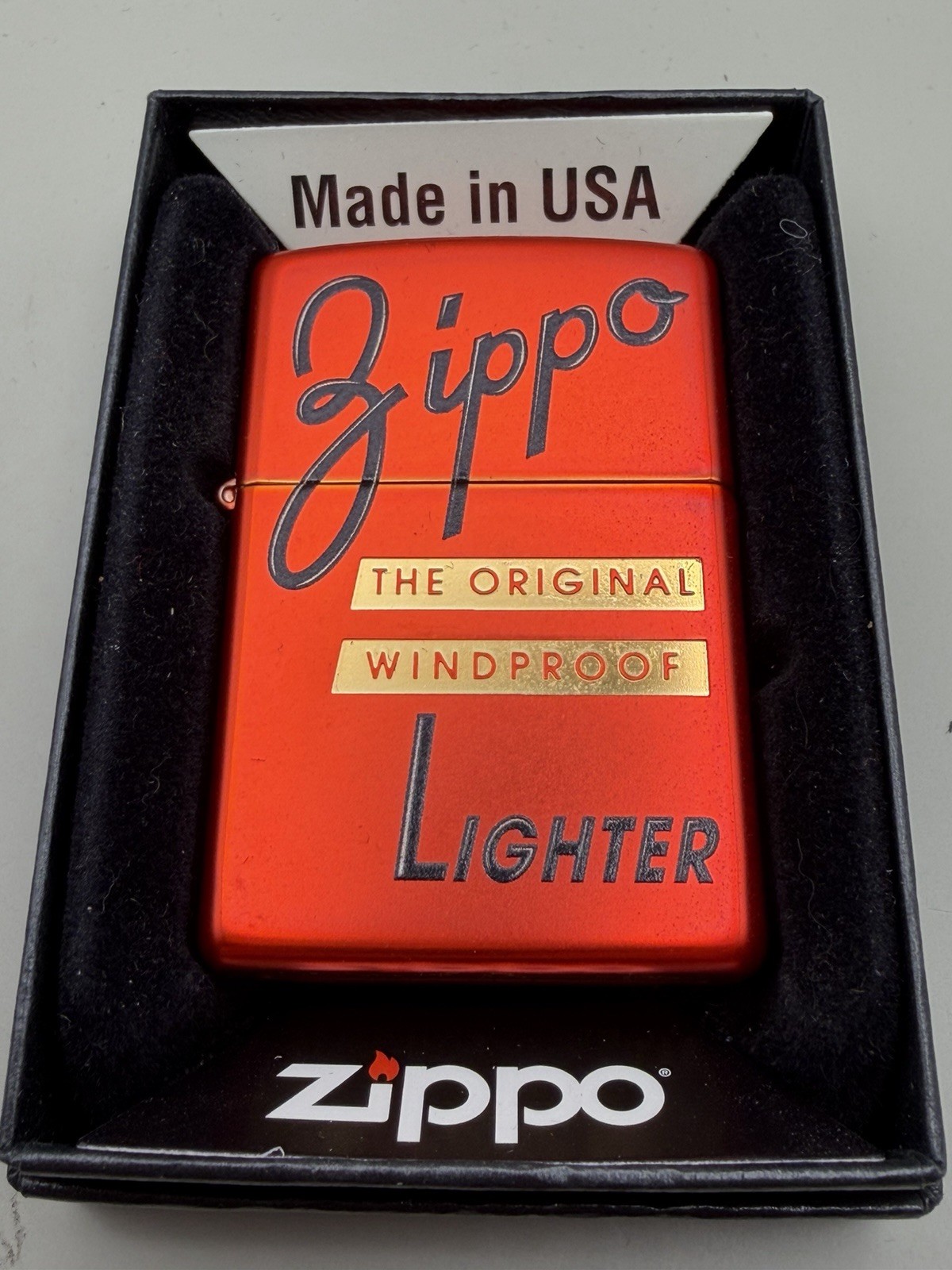 Zippo Box Top Red Metallic 2021 Zippo Lighter New B78