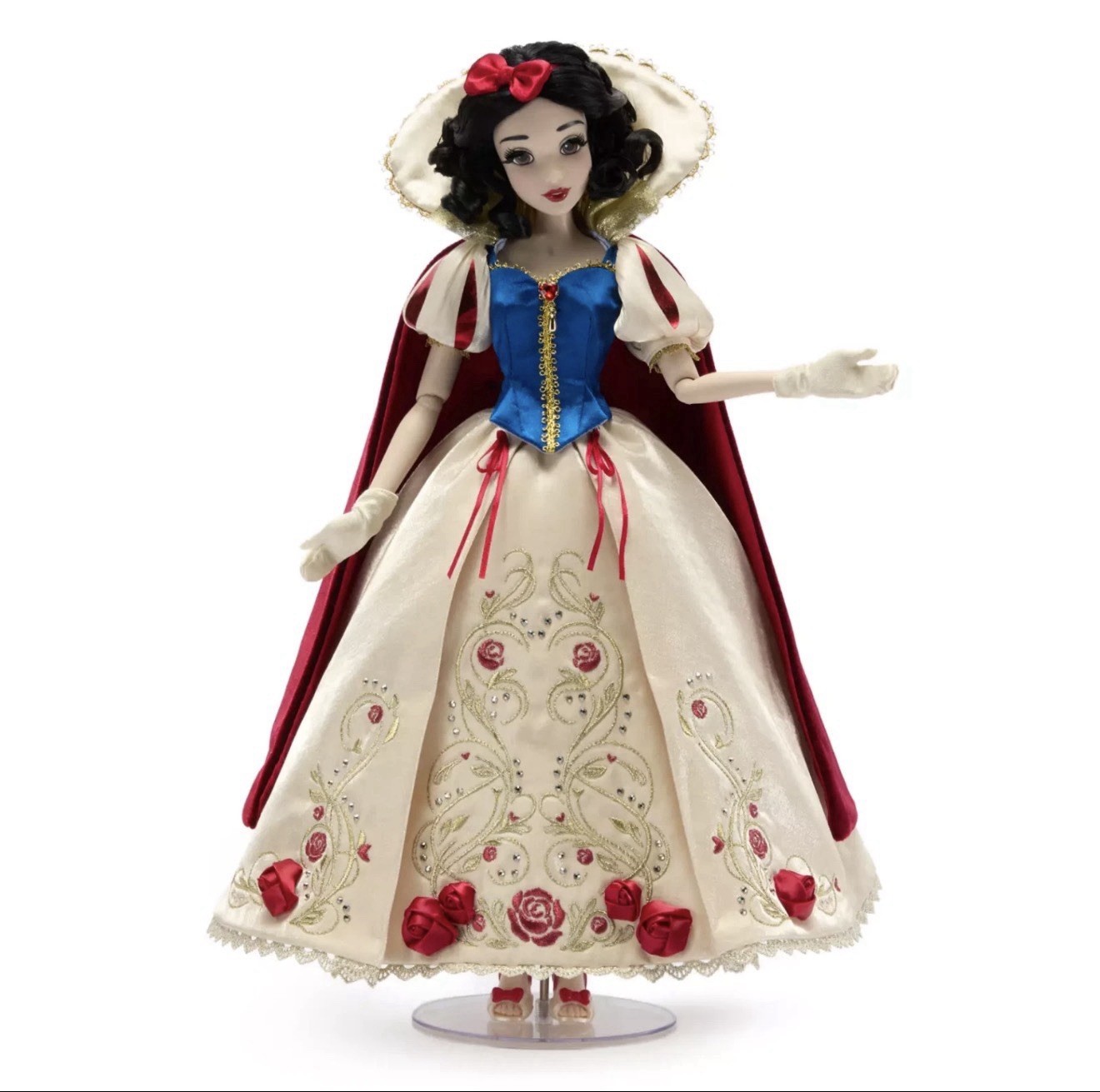 DISNEY SNOW WHITE SHANGHAI LIMITED EDITION 17” DOLL DISNEYLAND NEW DISNEY SNOW WHITE SHANGHAI LIMITED EDITION 17” DOLL DISNEYLAND NEW