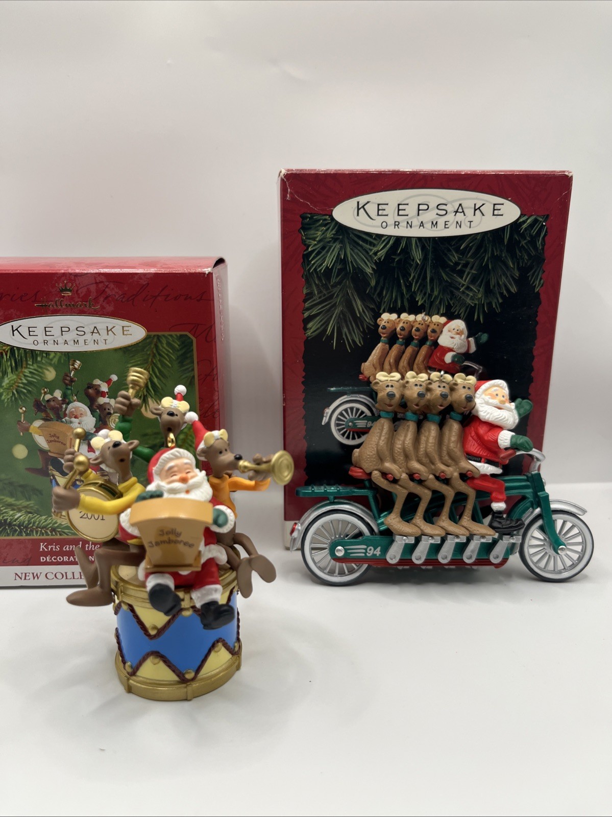 Hallmark Keepsake  Ornaments Variety Christmas Collectibles Lot Of 2 (2)