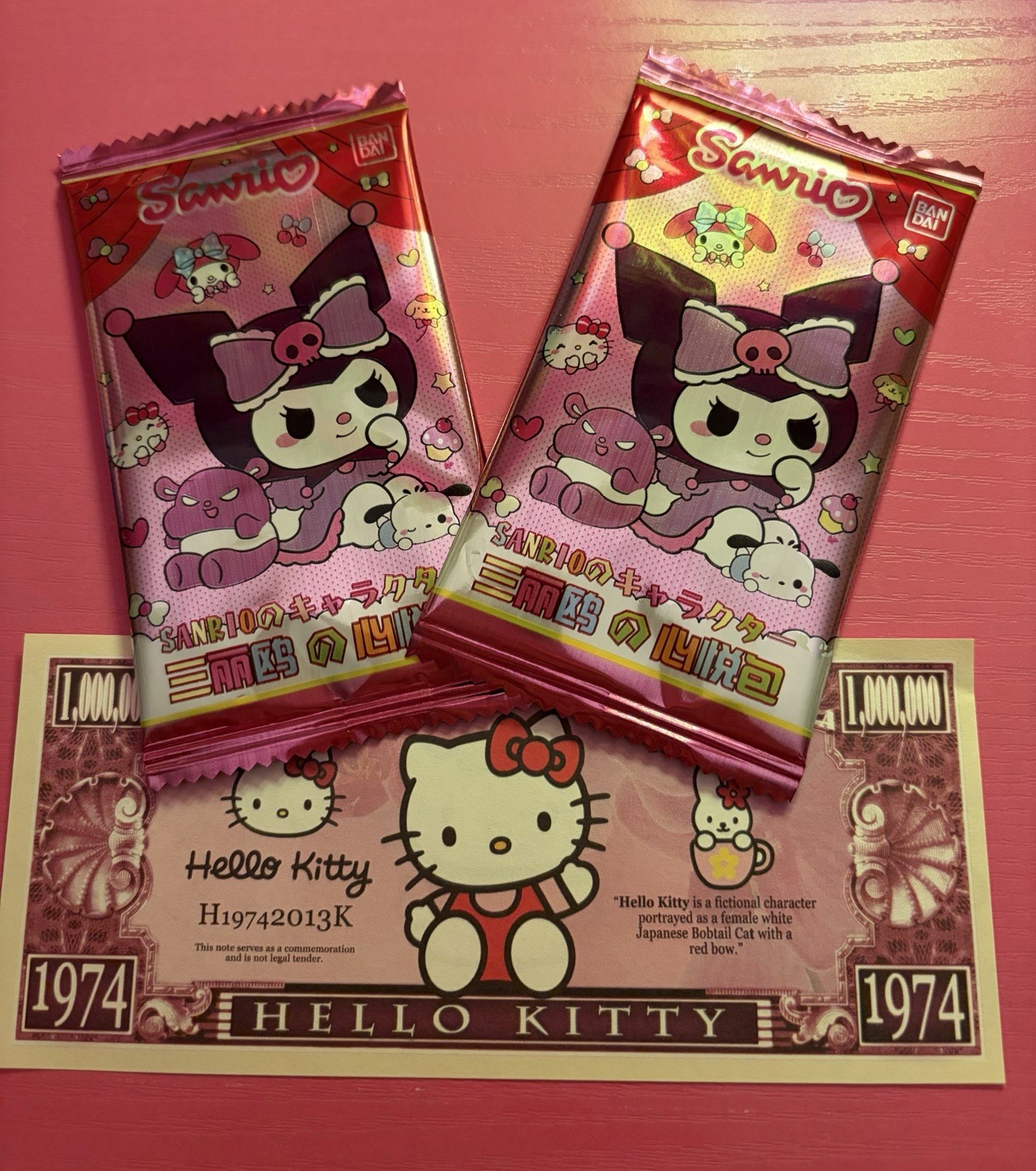 2packs Hello Kitty &Friends Trading Cards+novelty bill