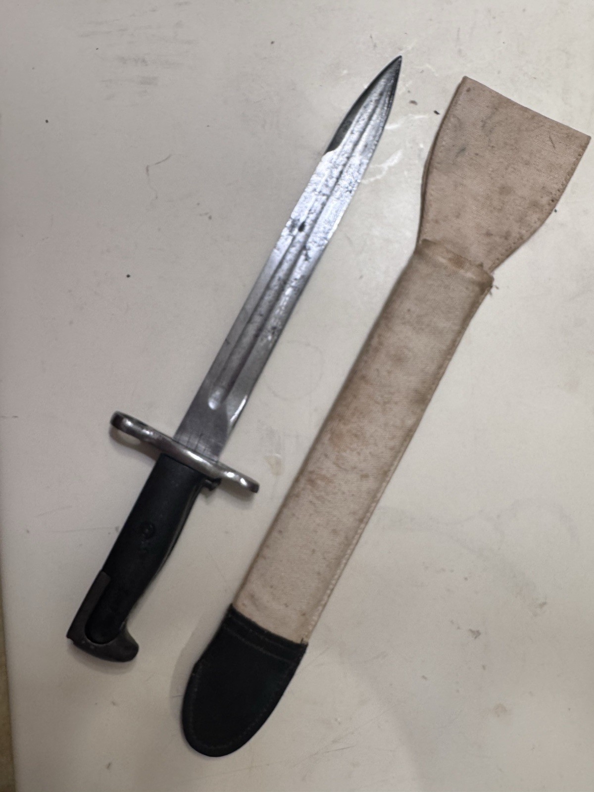 Post WWII USMC Depot-Made 10-inch Dress White Cover w/ 1905E1 Bayonet dtd 1943
