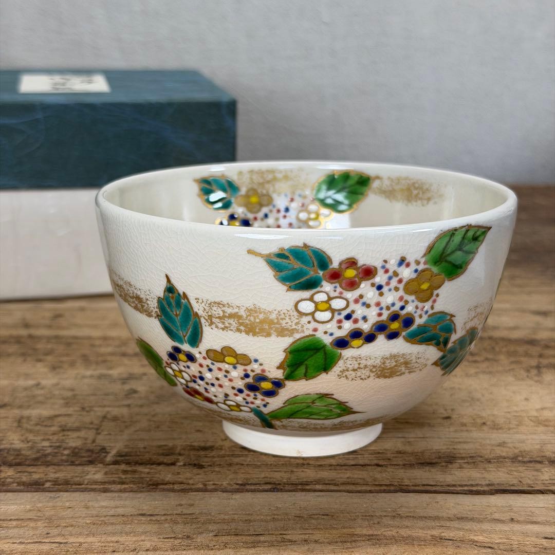 Tea Utensils a980 Shipping included Signed Matcha bowl Hydrangea Paper box
