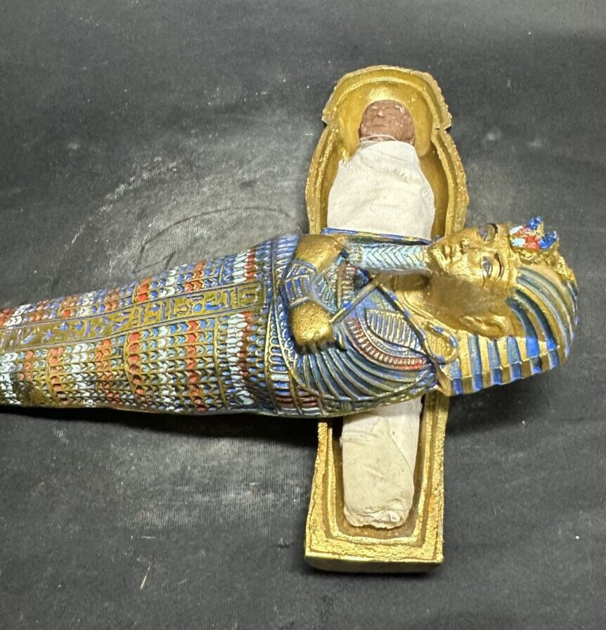 RARE ANCIENT EGYPTIAN ANTIQUE Of Pharaonic Coffin With Mummy Of King Tutankhamun