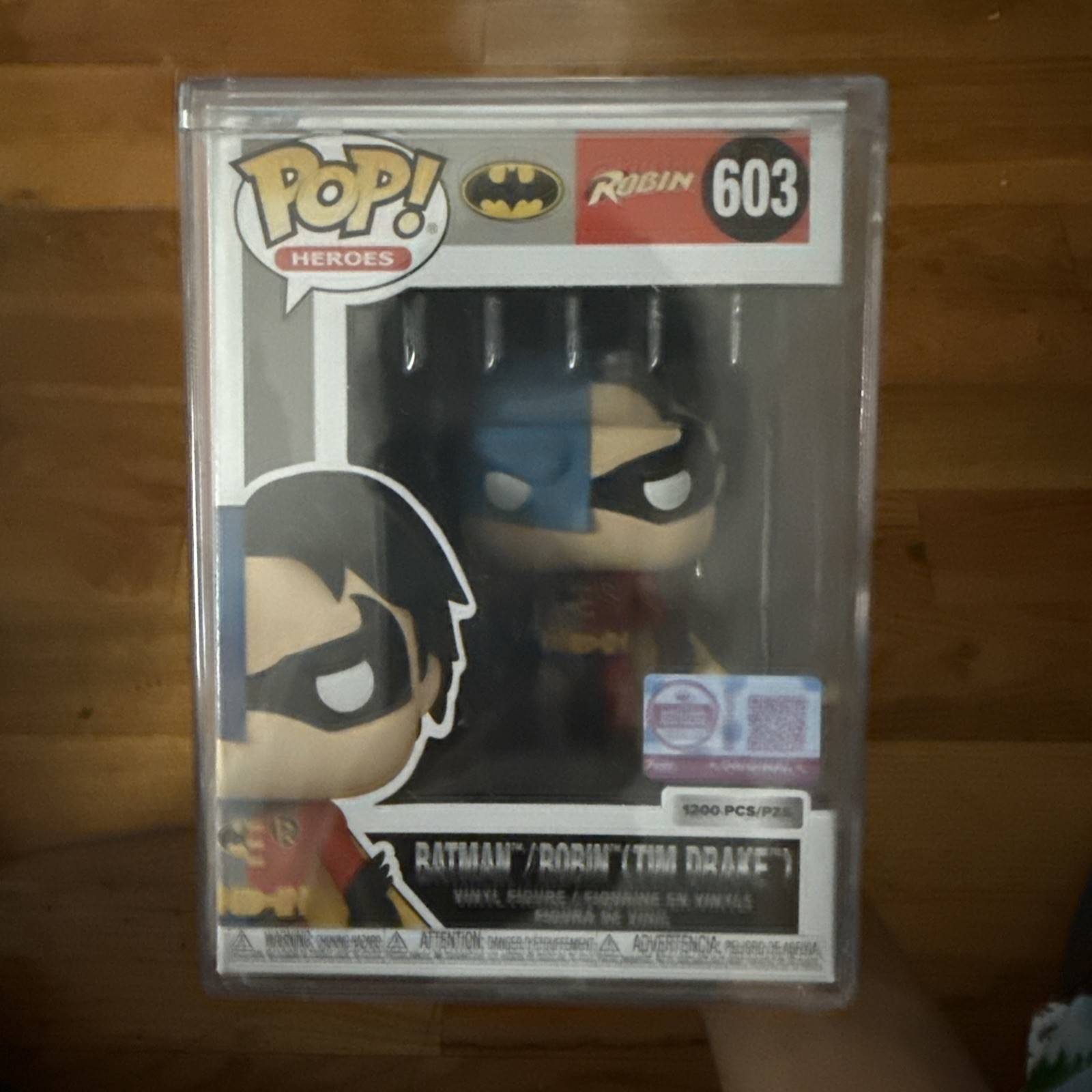 Funko Pop Batman/Robin (Tim Drake) #603 with Protector - NEW IN HAND - LE 1200