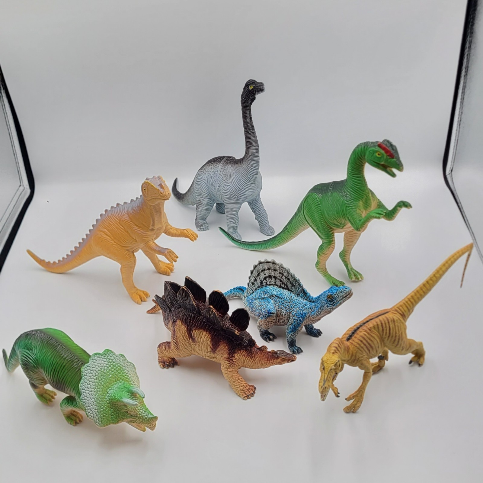 Vintage 1990s Dinosaurs.  Prehistoric Dinosaurs Hard Rubber Figurines Alot Of 7