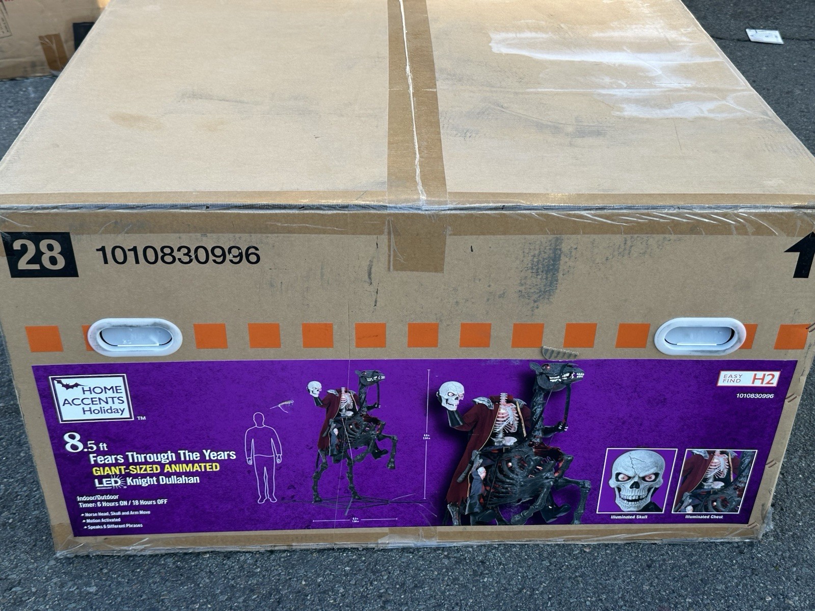 8.5 ft. Giant-Sized Animated LED Knight Dullahan Headless Horseman READ