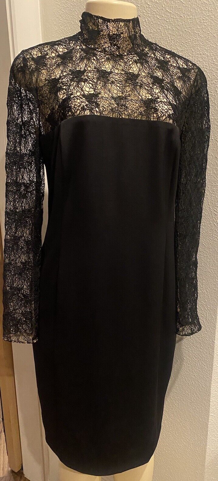Women\'s Akris Black Cocktail Dress Lace Mock Turtle Neck Sz 10 Silk Lined