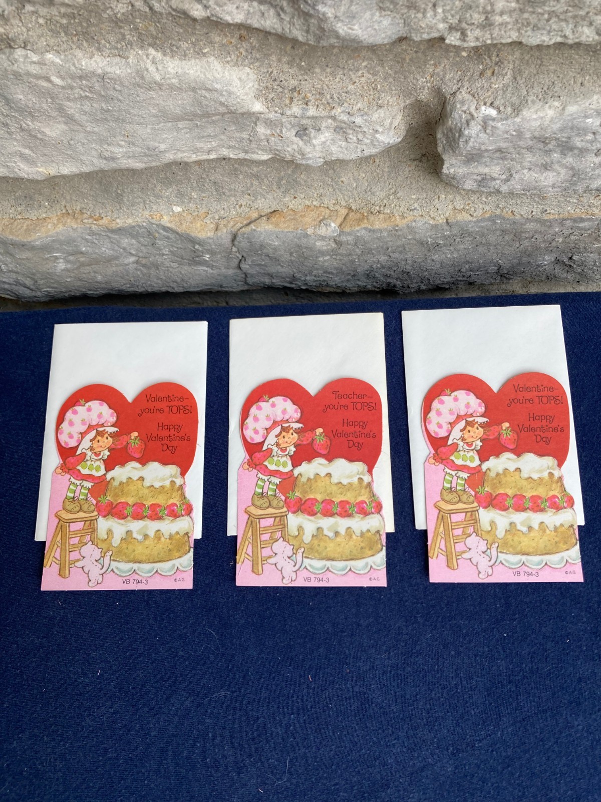 Strawberry Shortcake Valentines Vintage 80\'s - 3 Cards & 3 Envelops - NEW Unused